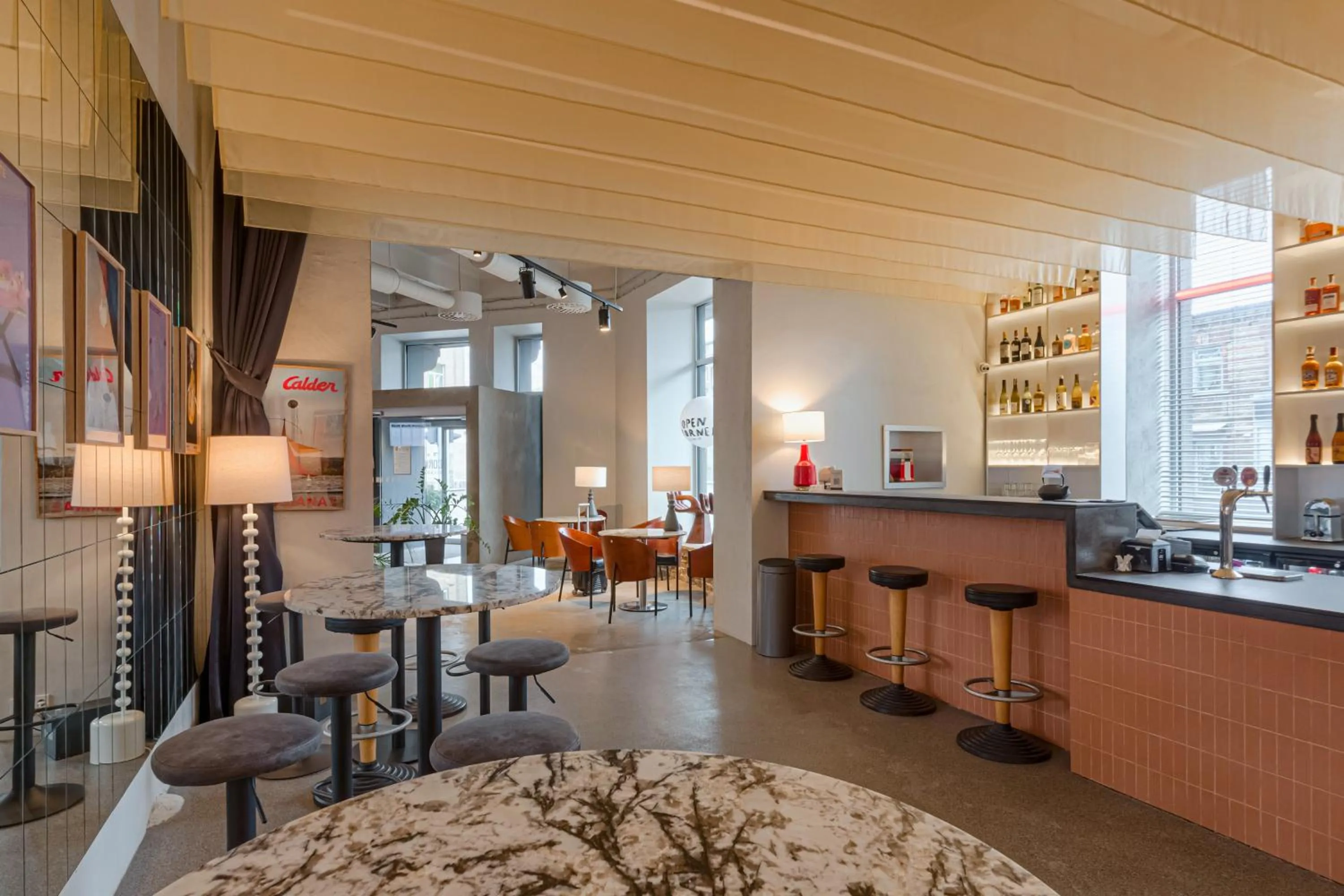 Lounge or bar in Corner Hotel