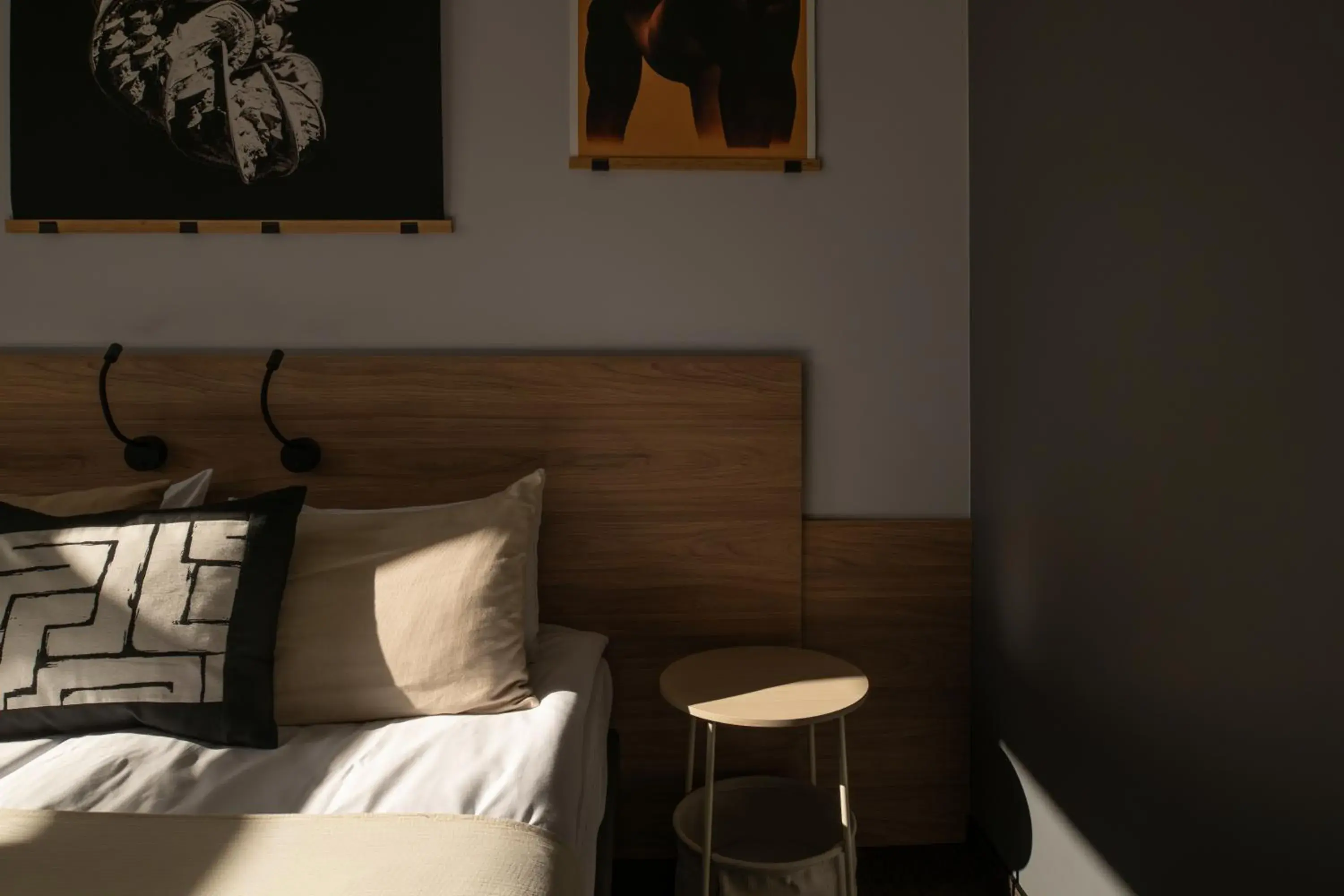 Living room, Bed in Corner Hotel Living room, Bed in Corner Hotel