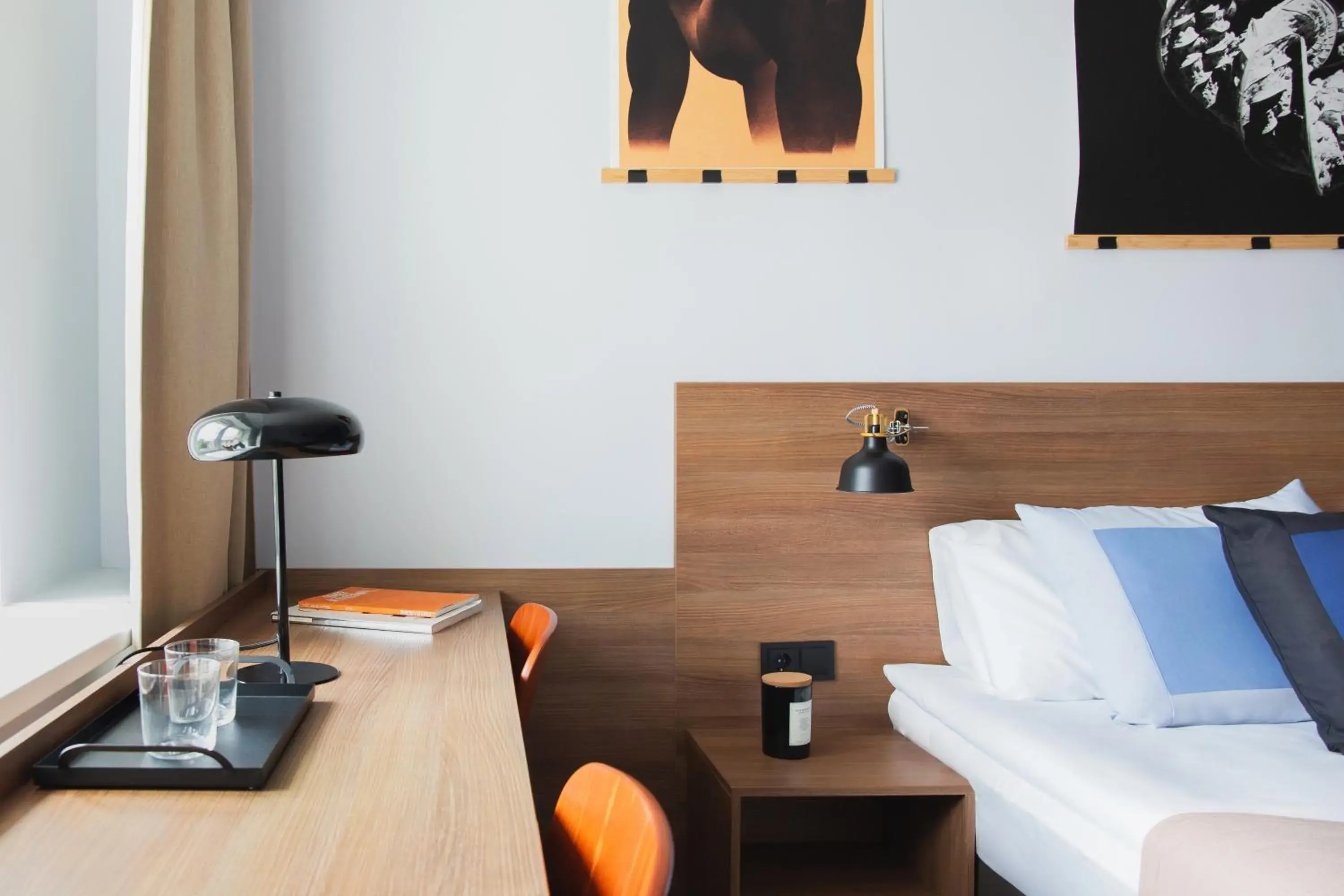 Bed in Corner Hotel Bed in Corner Hotel