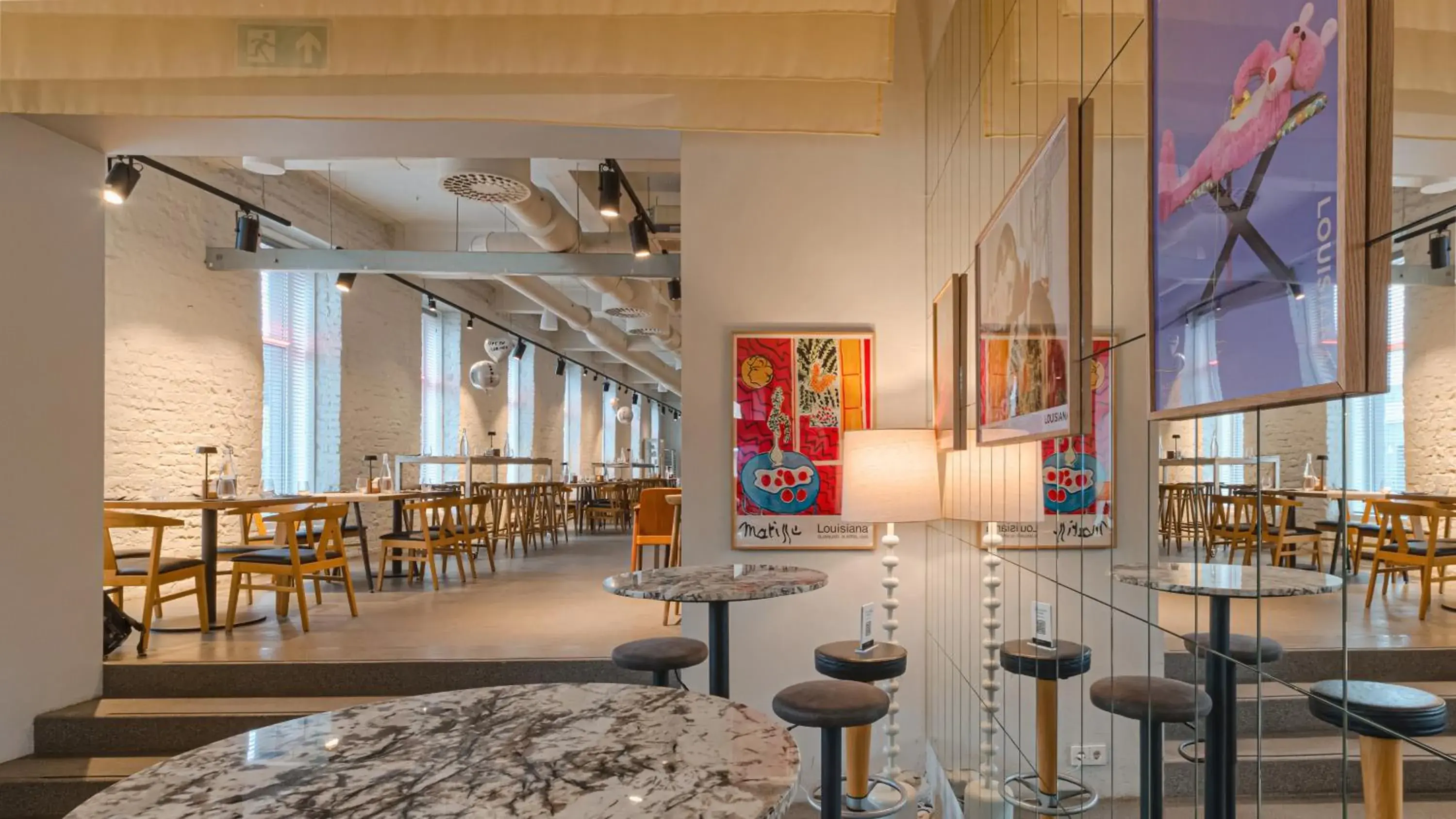 Restaurant/places to eat in Corner Hotel Restaurant/places to eat in Corner Hotel