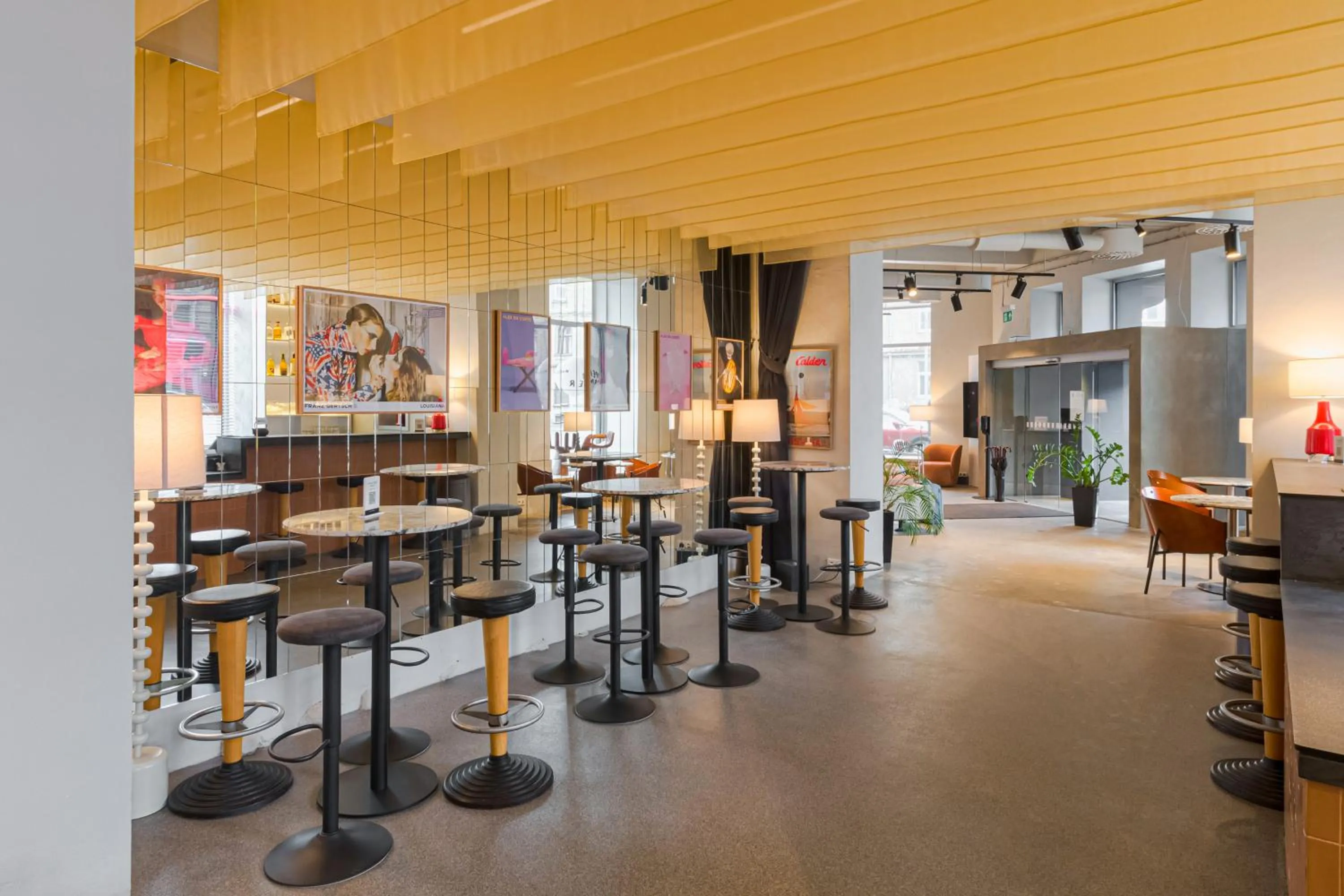 Lounge or bar in Corner Hotel