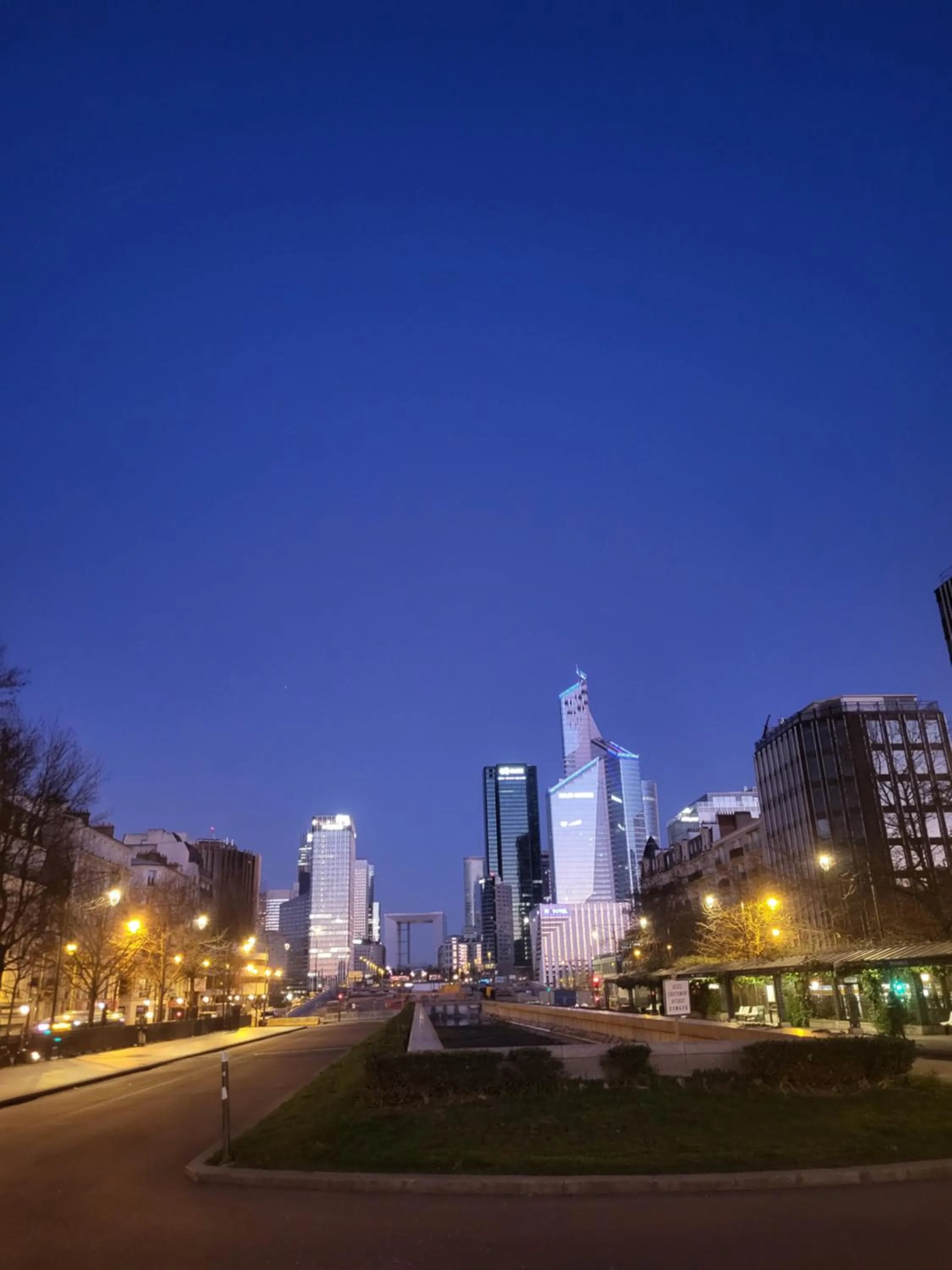 Neighbourhood in Hôtel Paris Neuilly