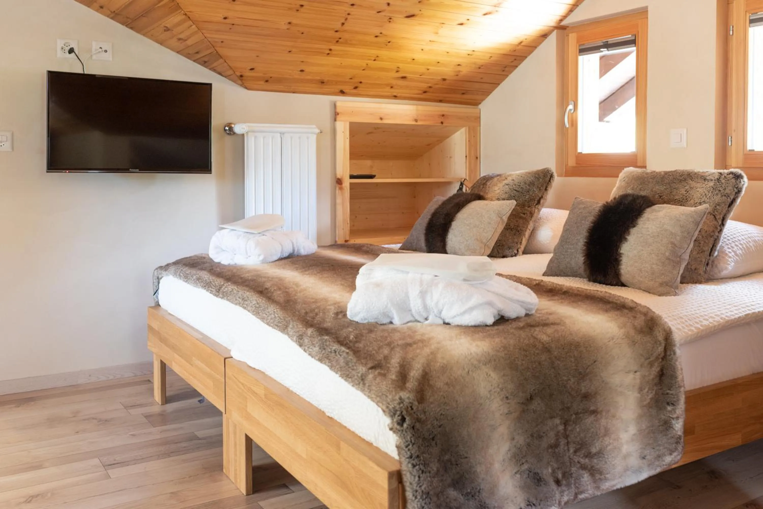 Bed in Hôtel Dents de Veisivi