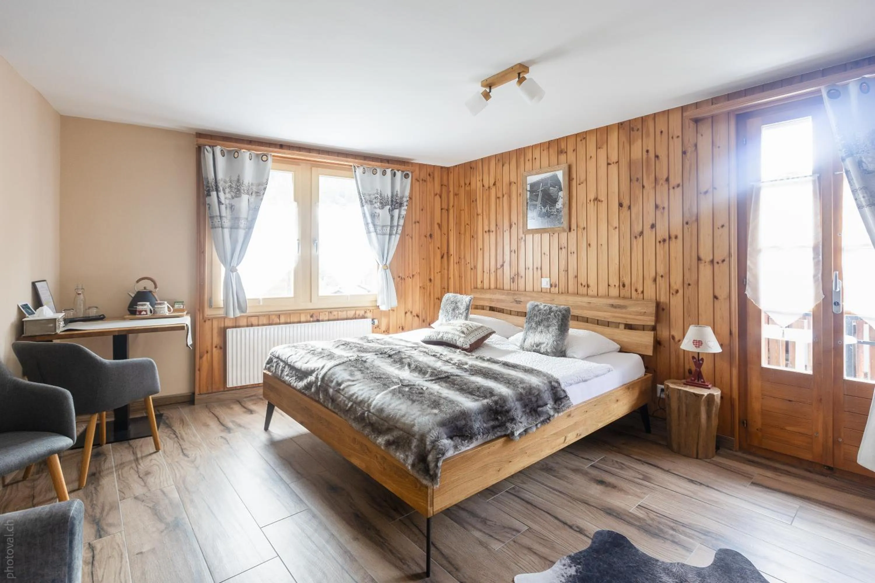 Bed in Hôtel Dents de Veisivi