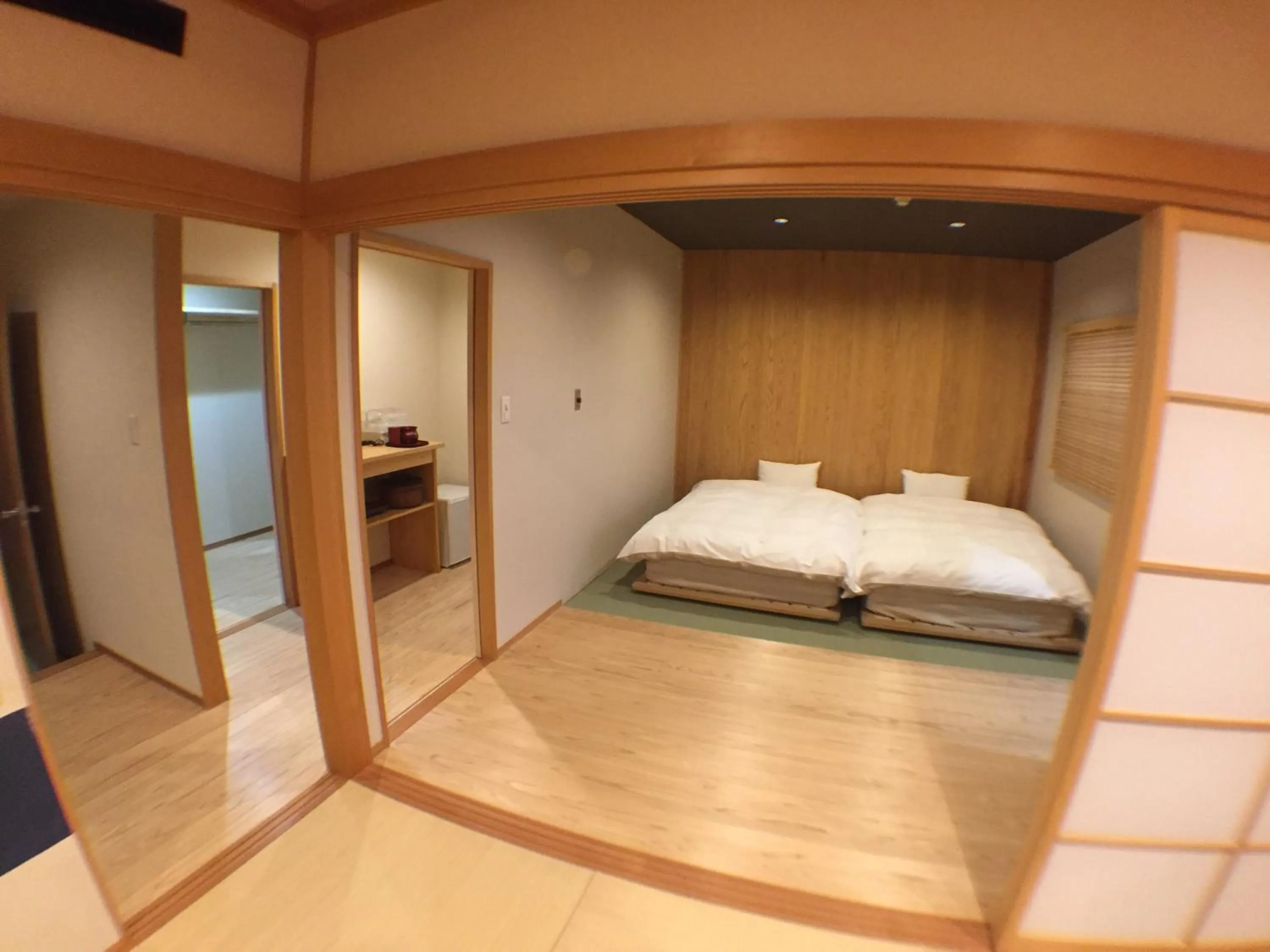 Bedroom, Bed in Hokuriku Yamashiro Onsen Hotel Kikyou