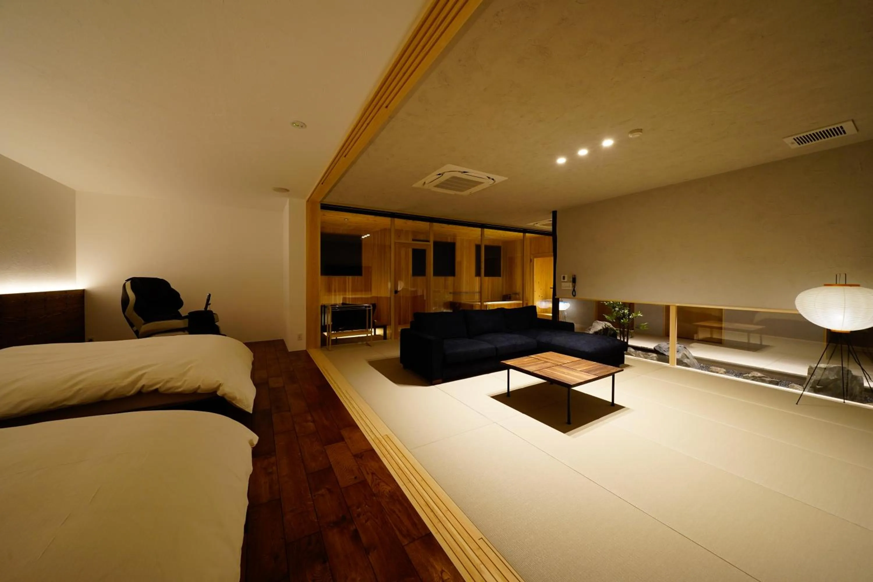 Bed in Hokuriku Yamashiro Onsen Hotel Kikyou