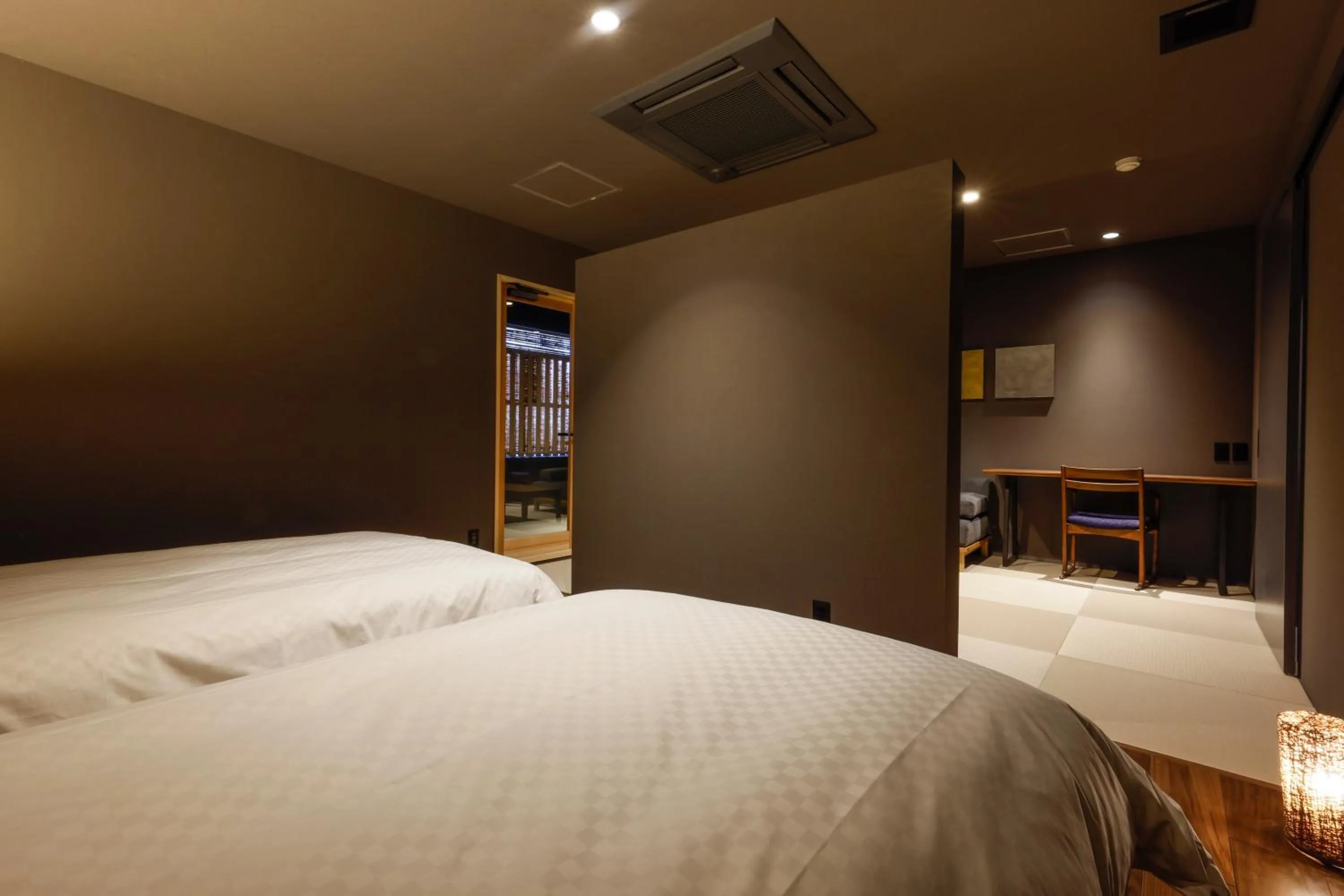 Bed in Hokuriku Yamashiro Onsen Hotel Kikyou