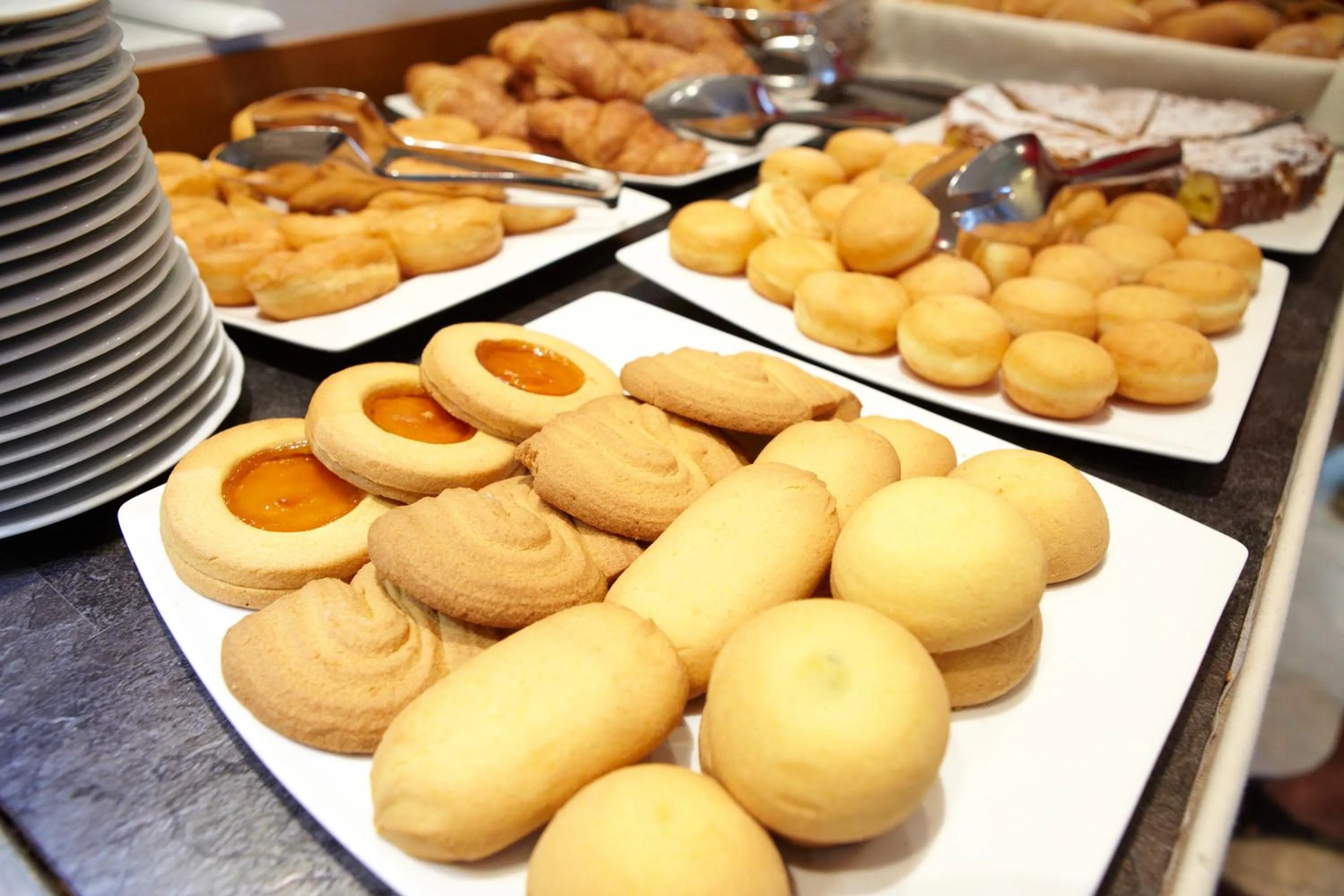 Food close-up in Ruhl Beach Hotel & Suites