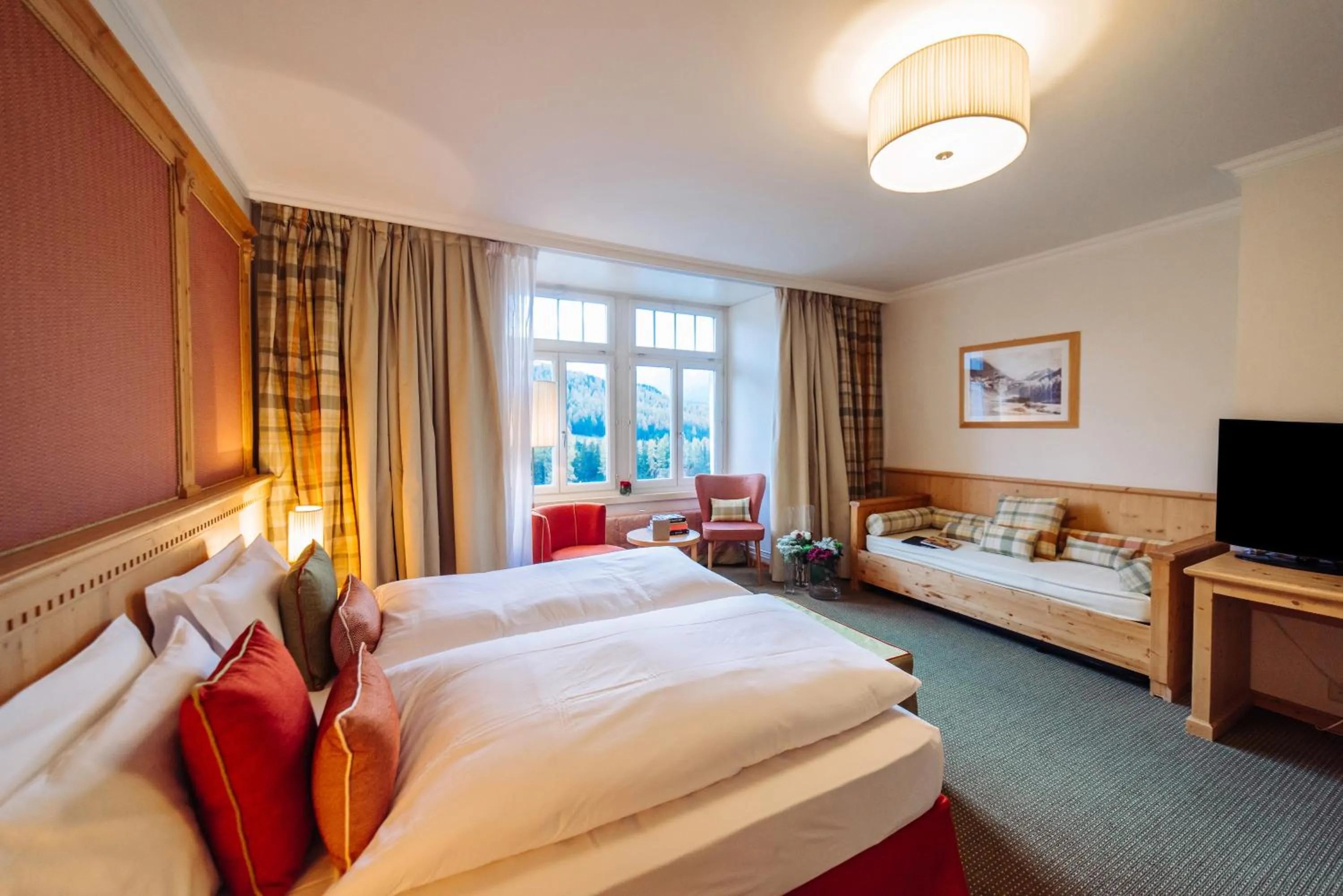 Bedroom, Bed in Schloss Hotel & Spa Pontresina