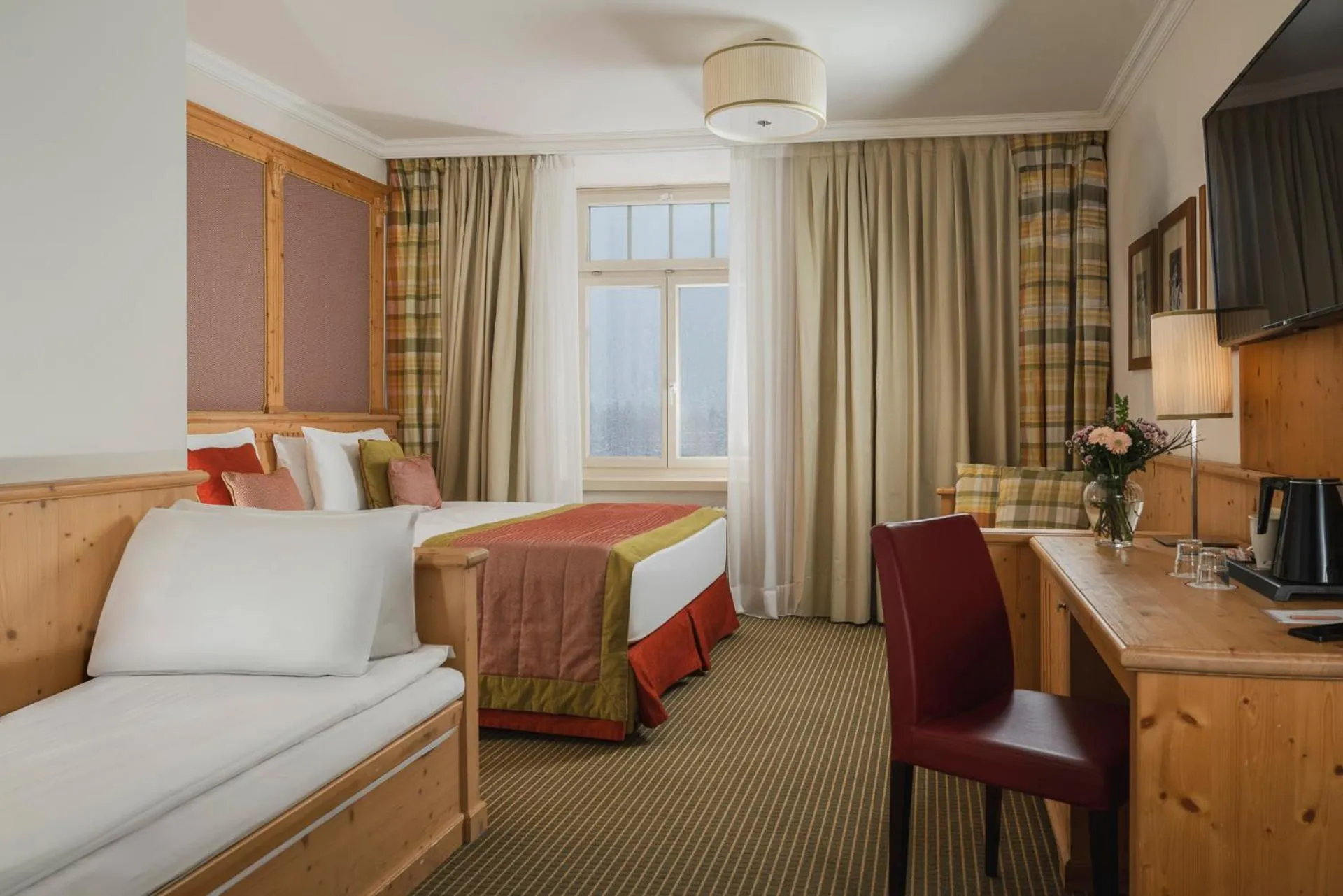 Bedroom, Bed in Schloss Hotel & Spa Pontresina