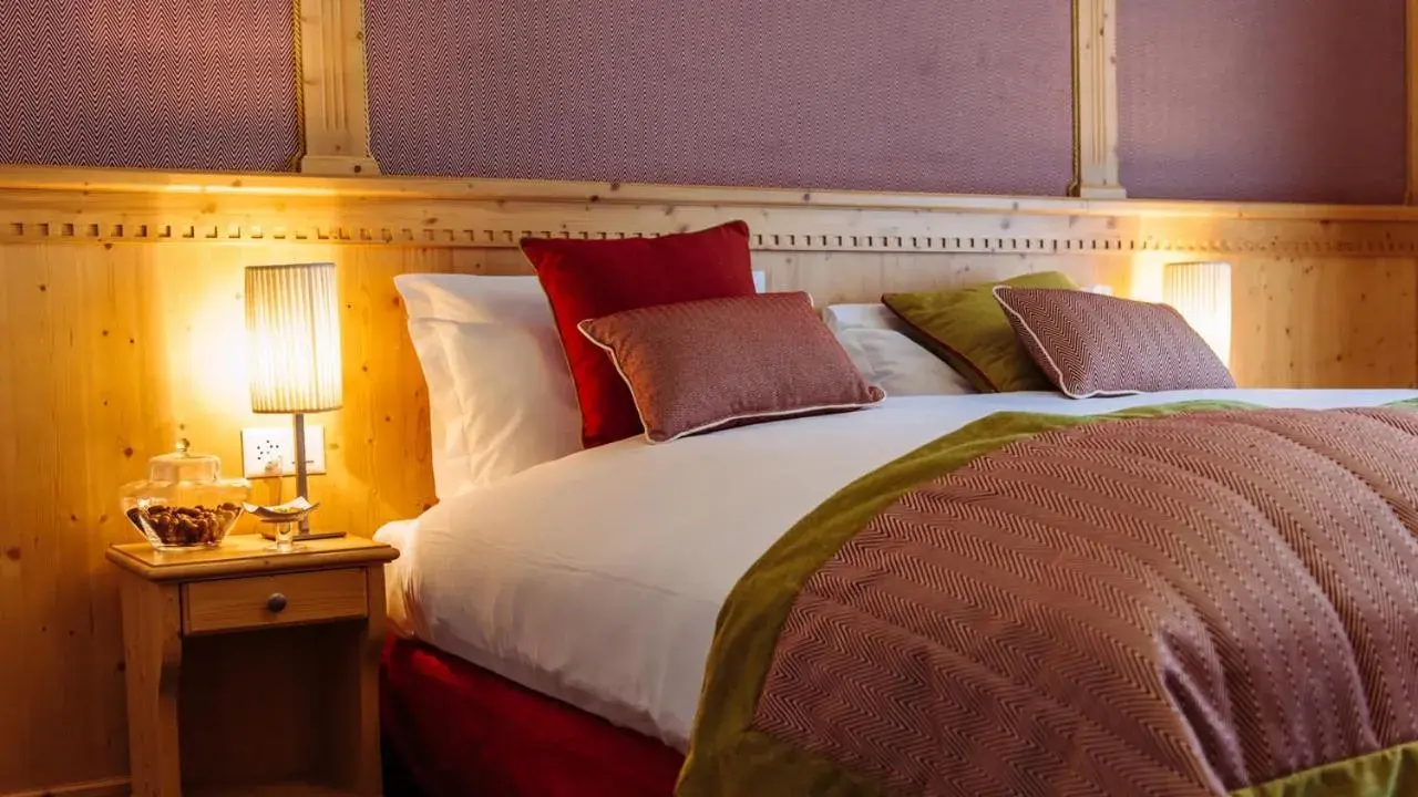 Double interconnecting rooms with Spa Access in Schloss Hotel & Spa Pontresina Double interconnecting rooms with Spa Access in Schloss Hotel & Spa Pontresina