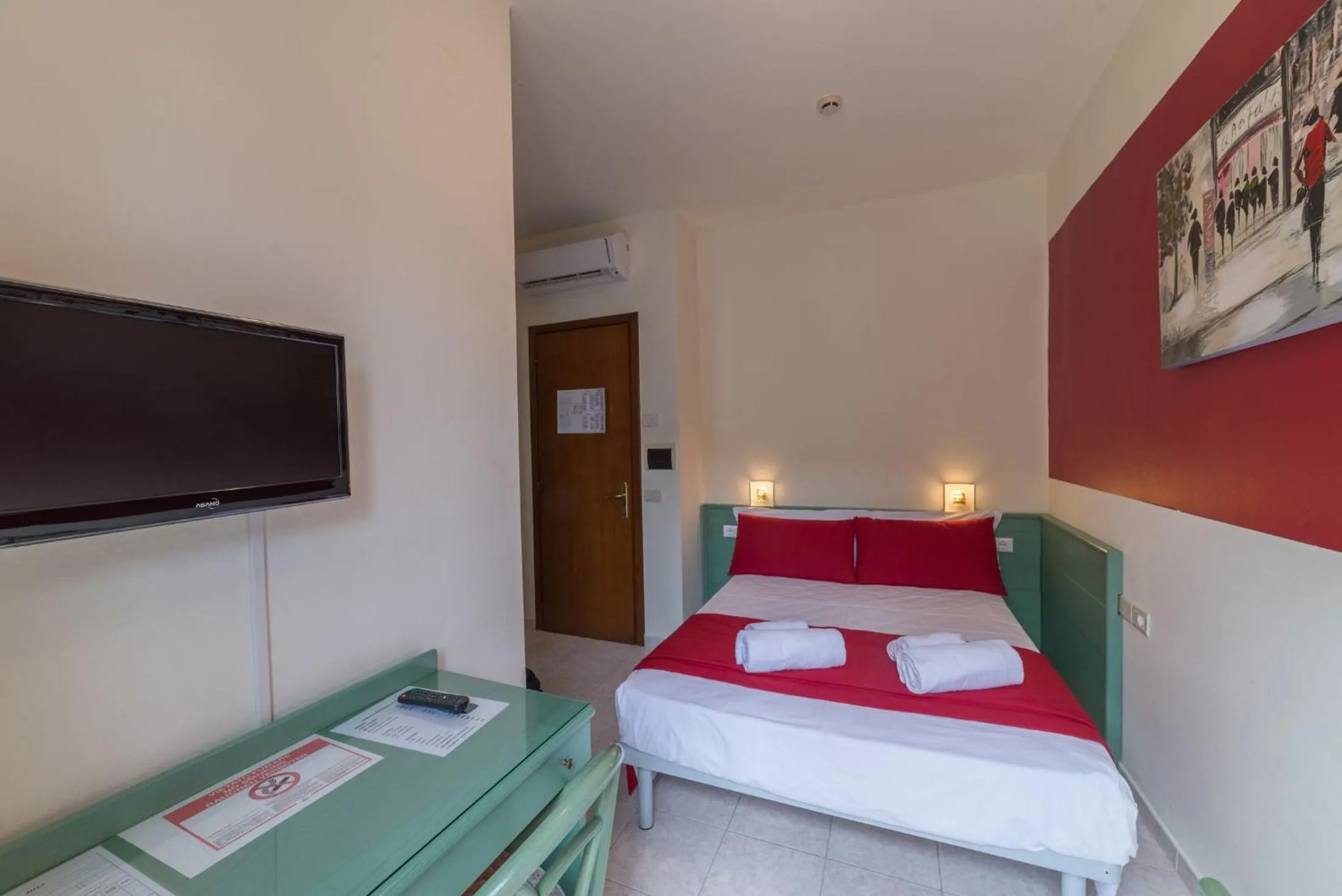 Bedroom, Bed in Hotel Airone