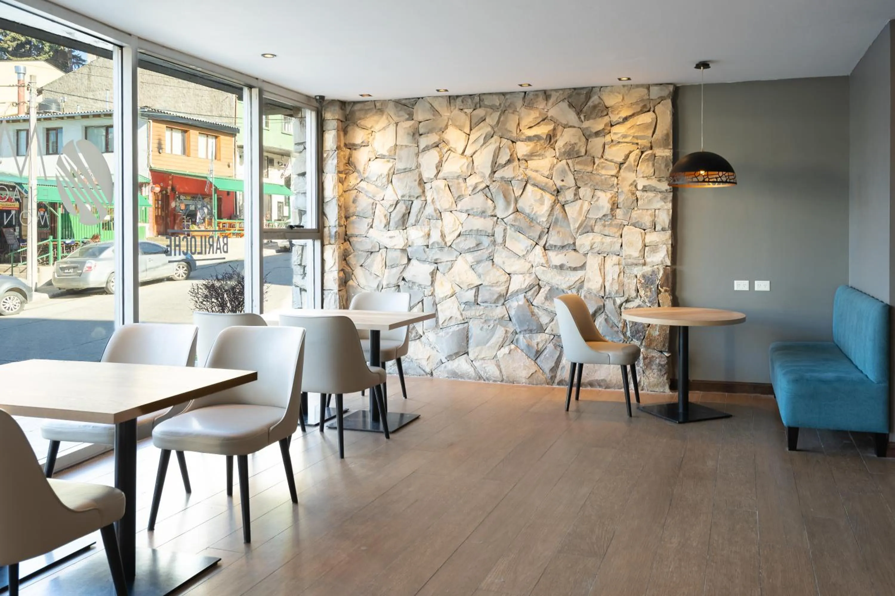 Living room in Lagos Andinos