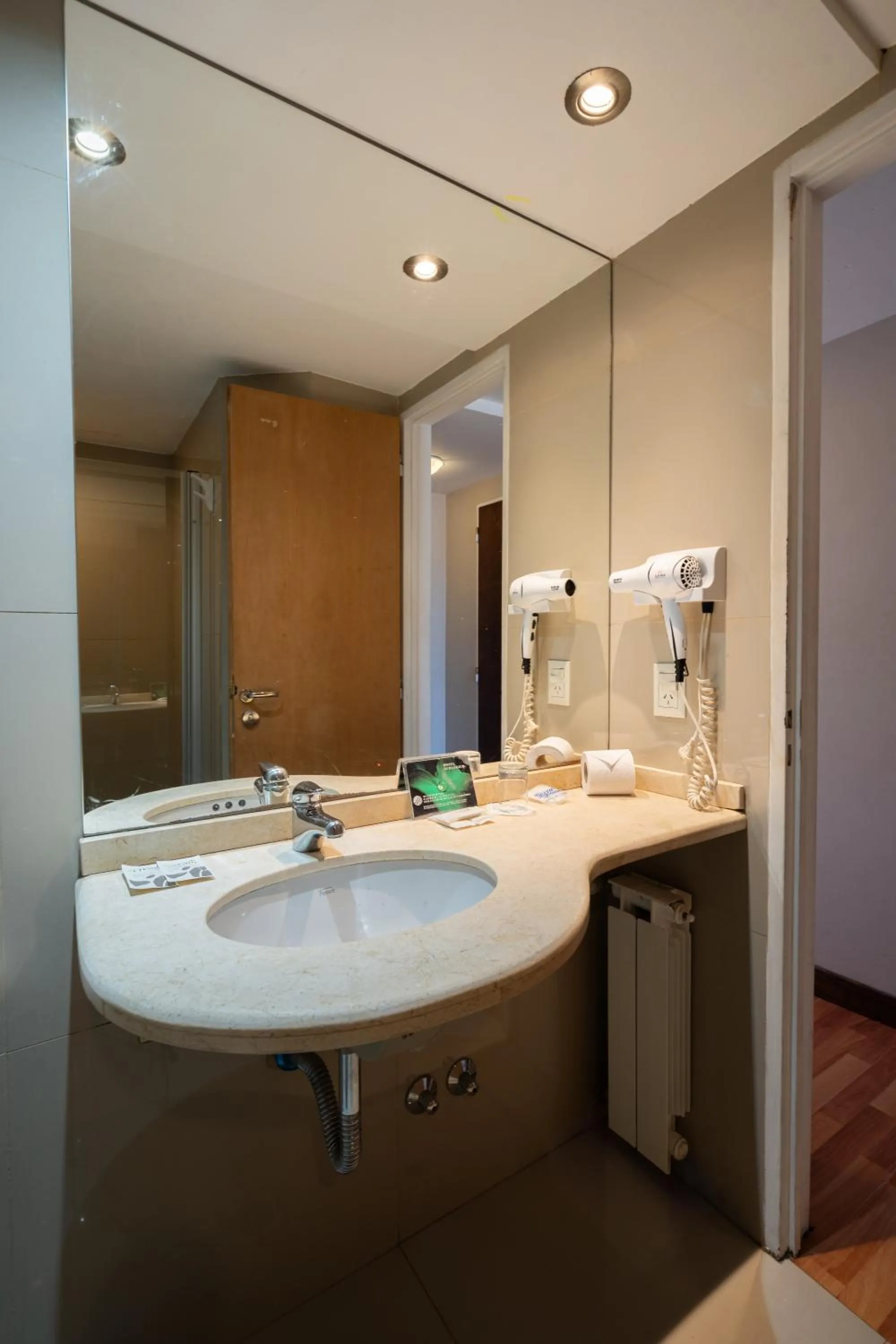 Bathroom in Lagos Andinos