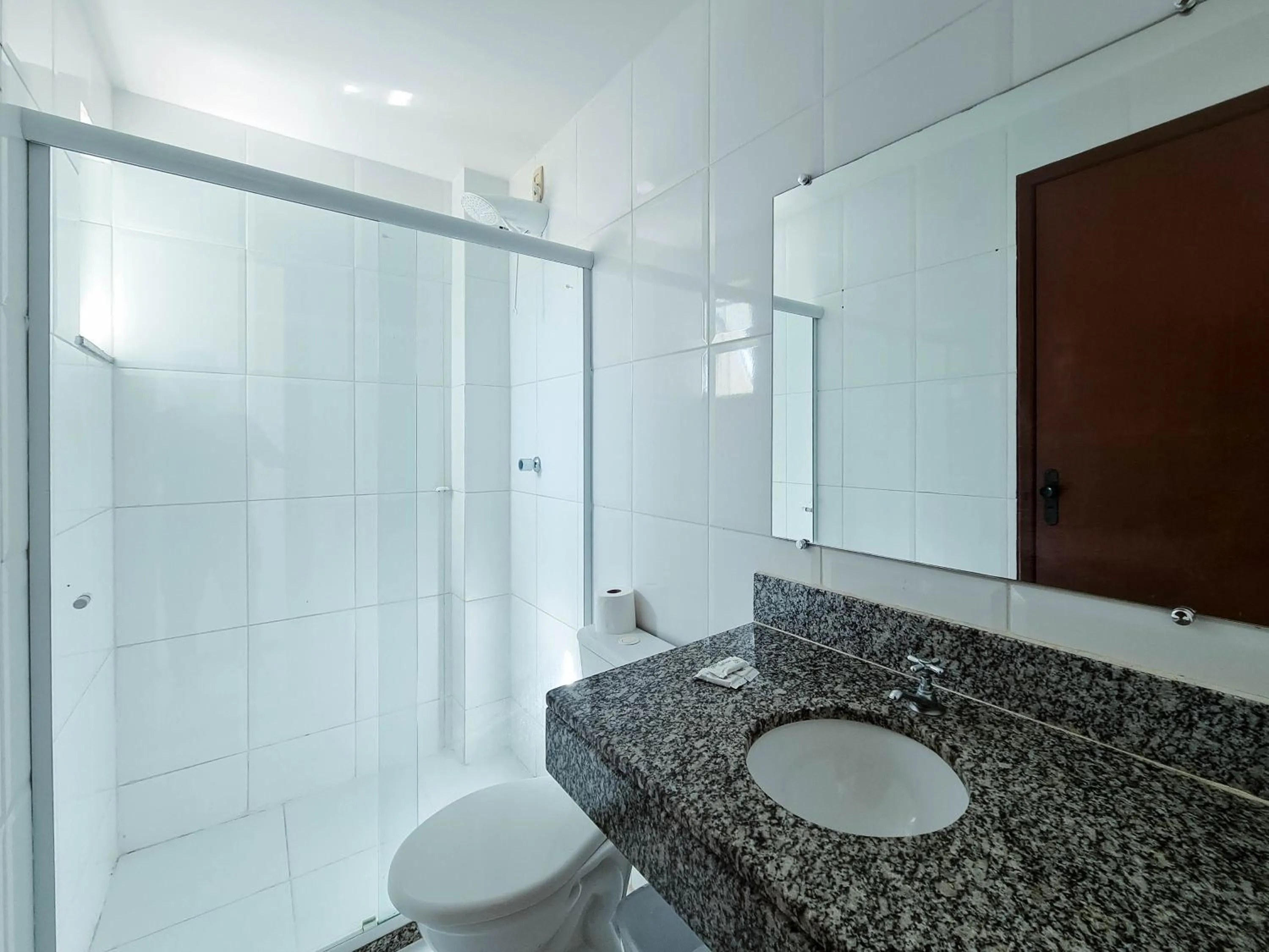 Bathroom in Pousada Praia do Flamengo