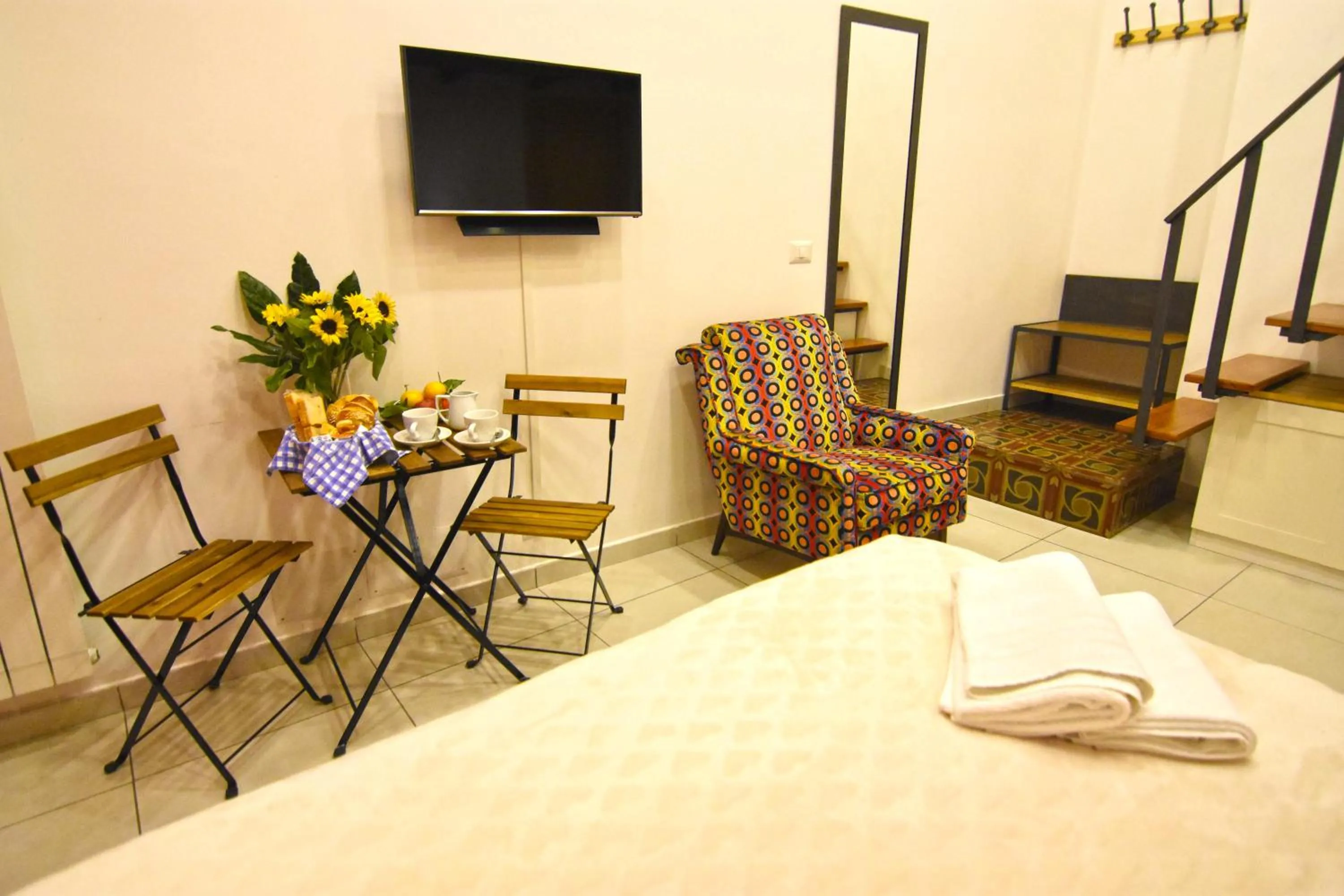 Bathroom, Bed in B&B Ninarella Napoli