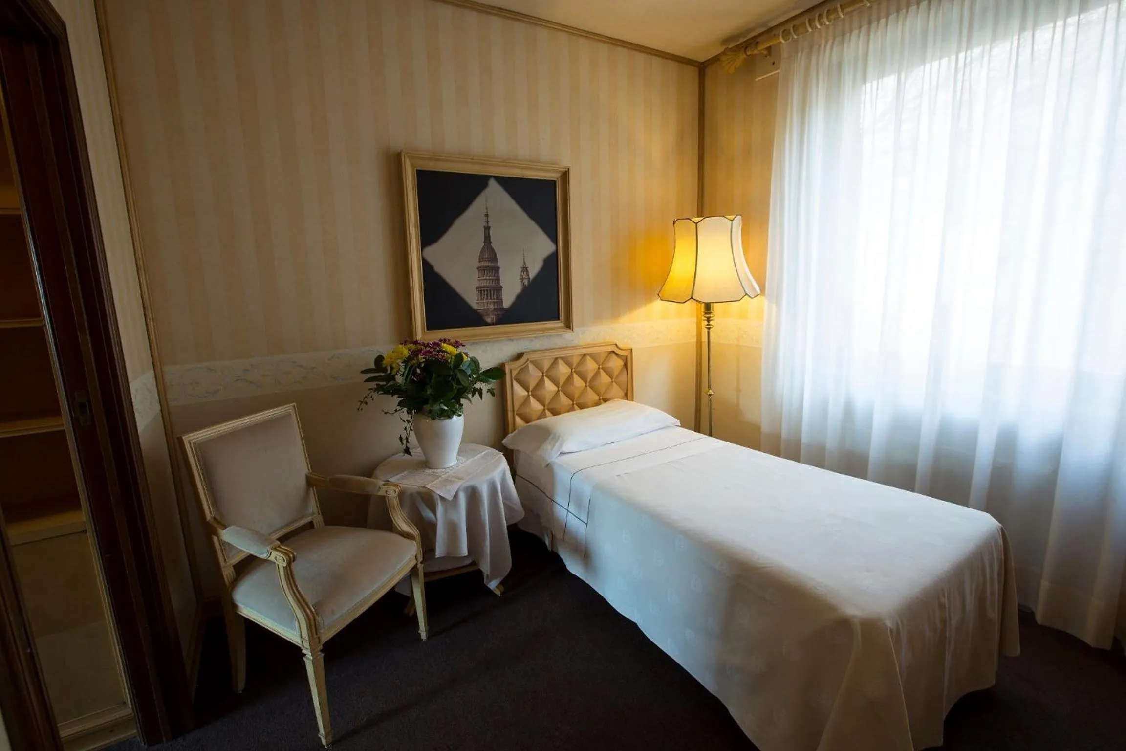 Bed in Albergo Italia