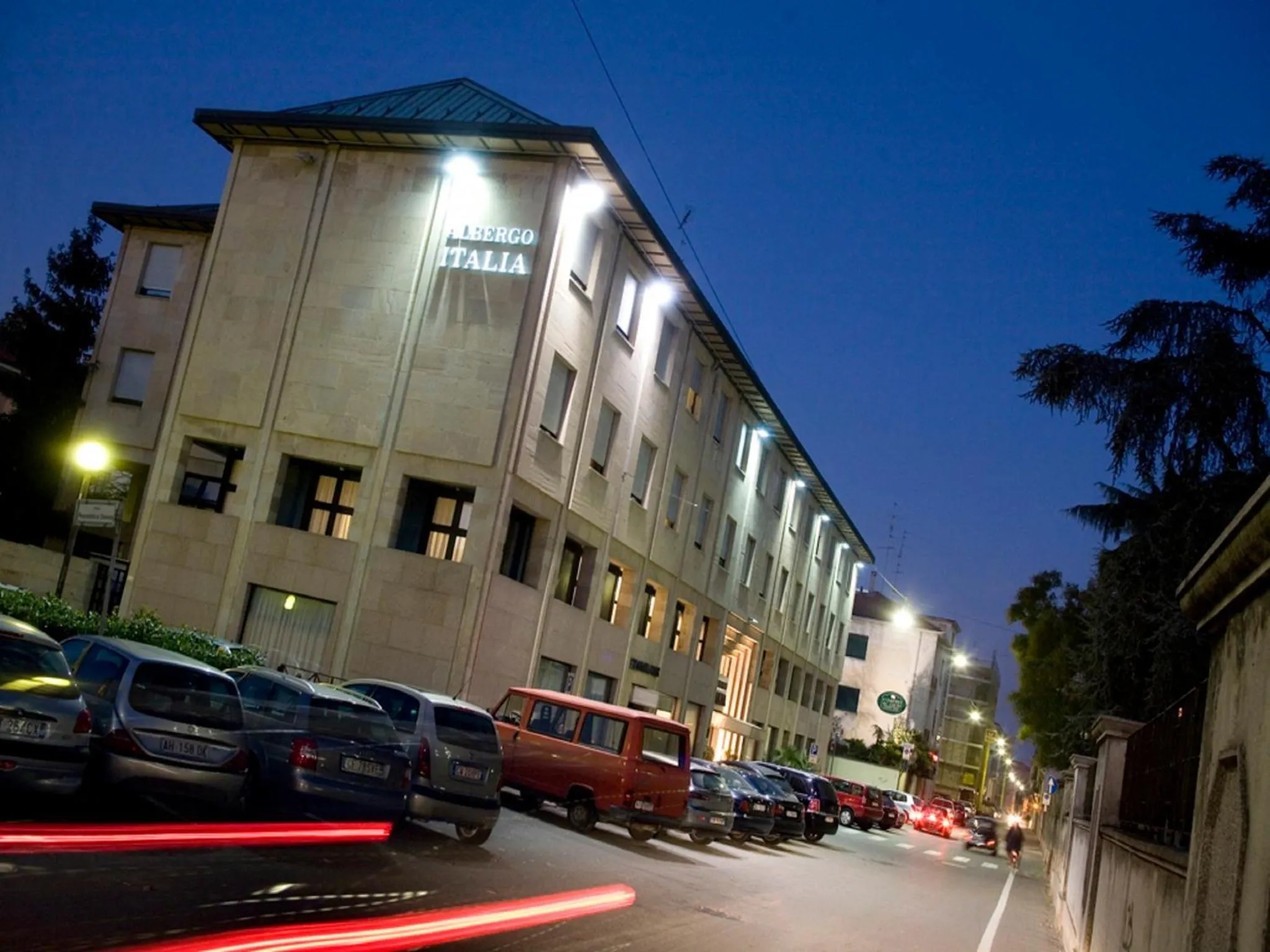 Decorative detail in Albergo Italia