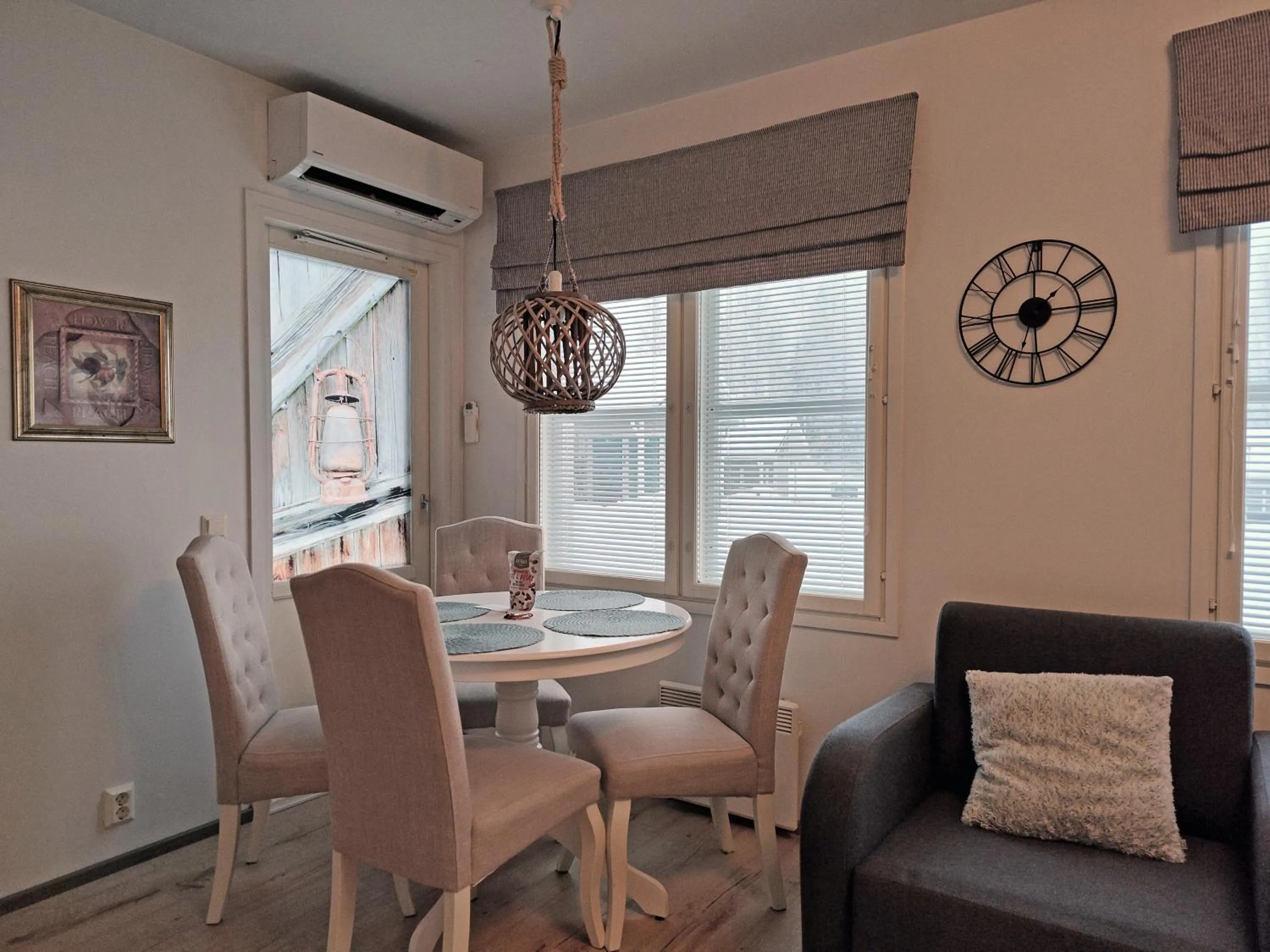 Dining area in Apartments Huili
