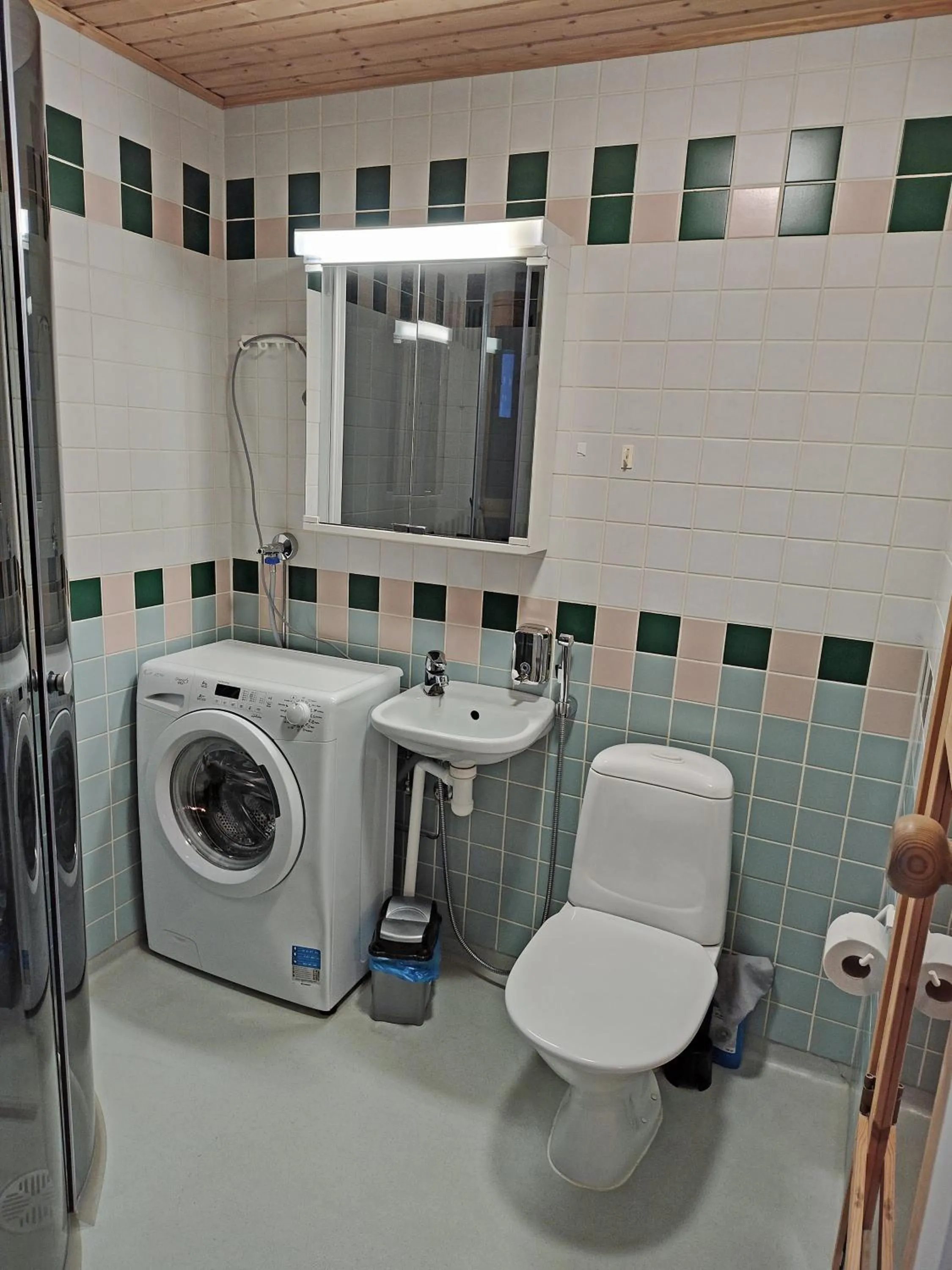 Toilet in Apartments Huili