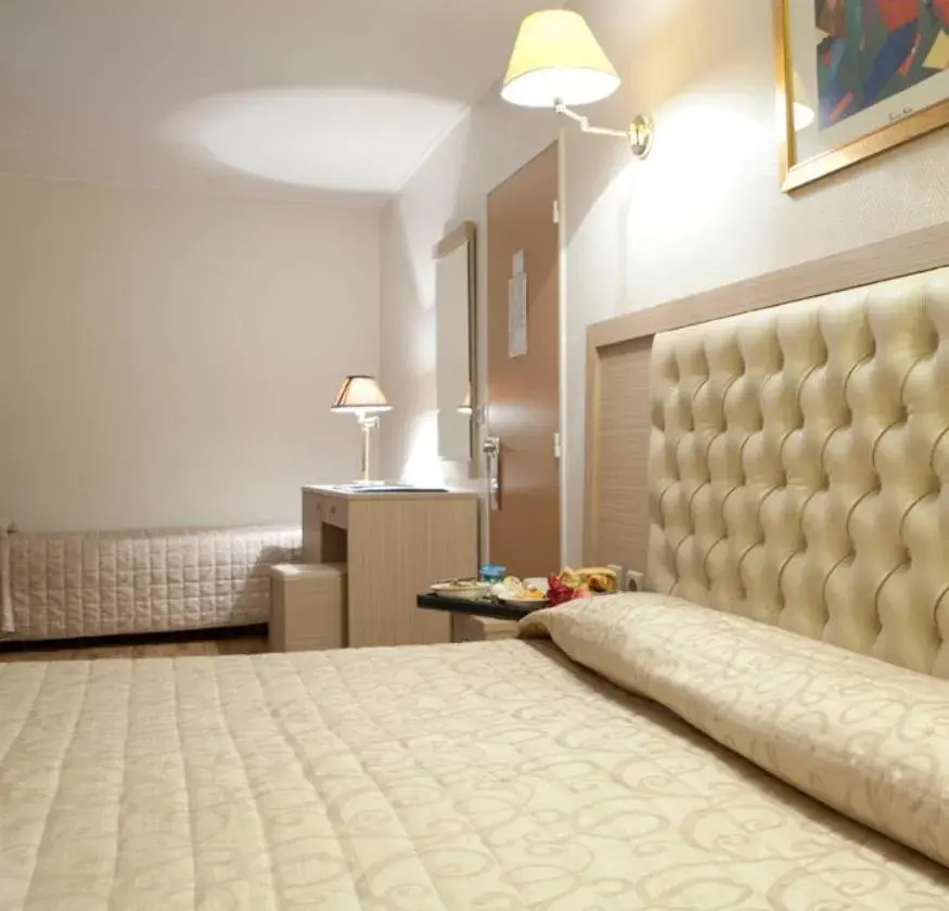 Bed in Hôtel Lebron Bed in Hôtel Lebron