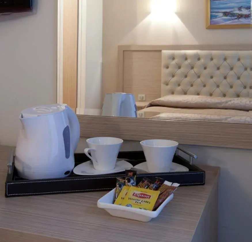 Bed in Hôtel Lebron Bed in Hôtel Lebron