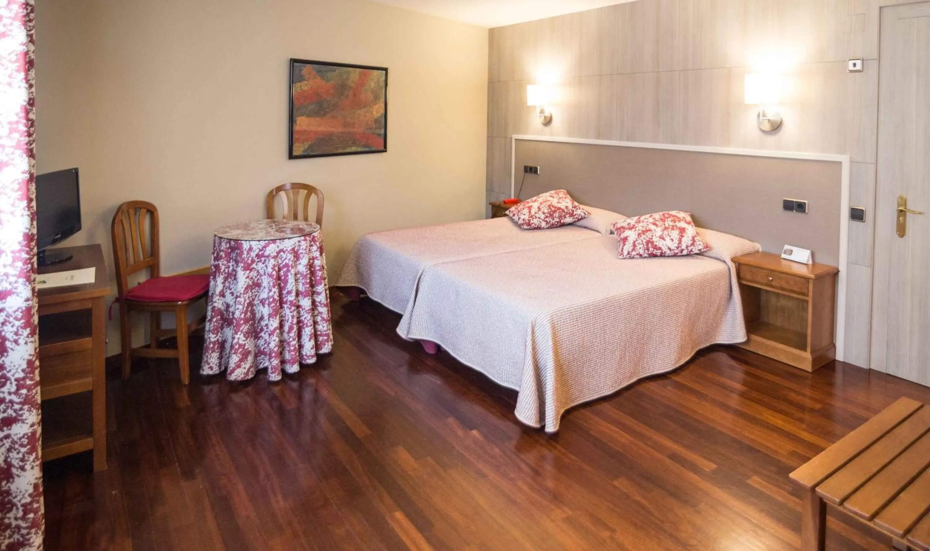 Bed in Hotel Aragüells