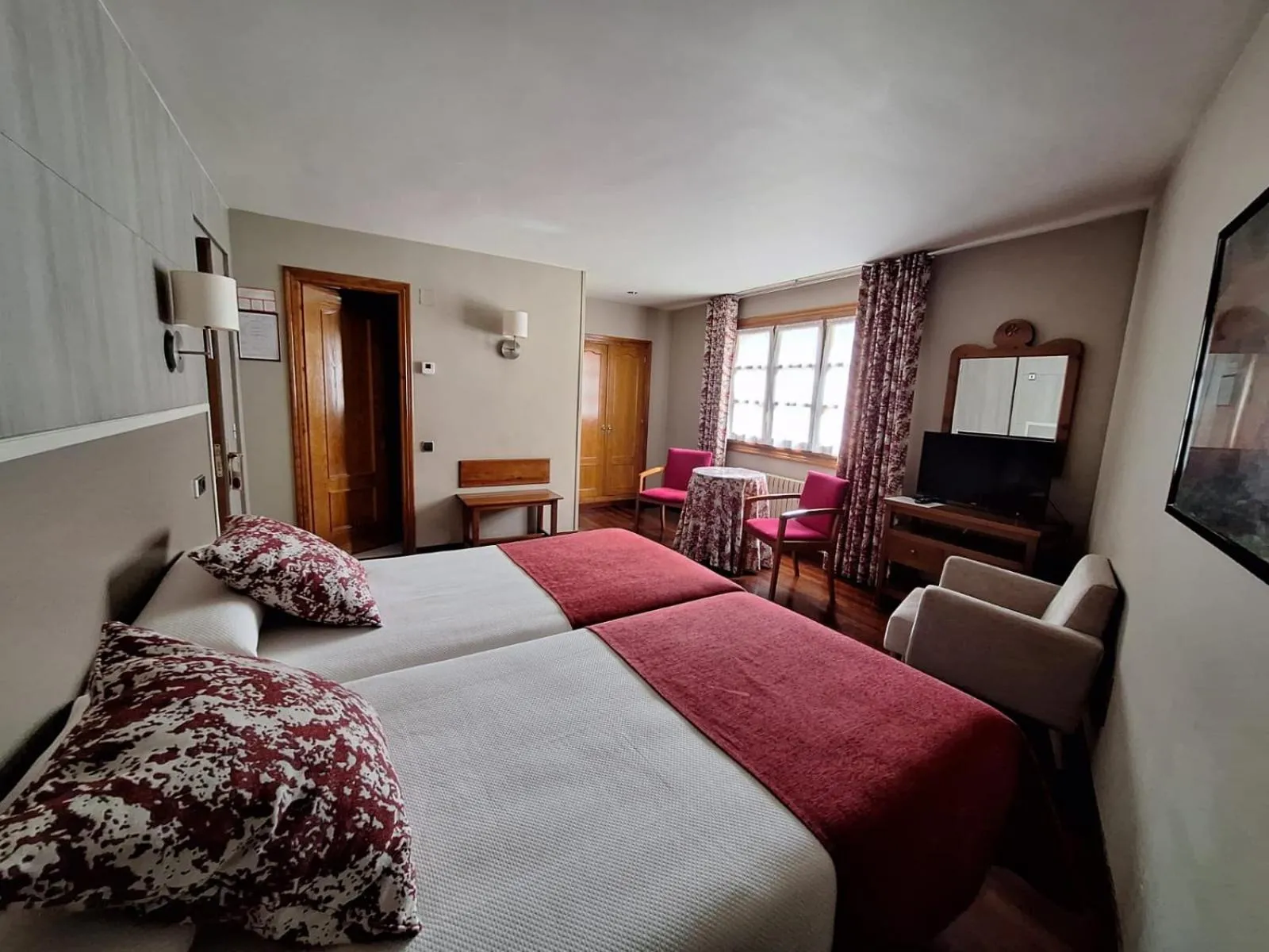 Bed in Hotel Aragüells