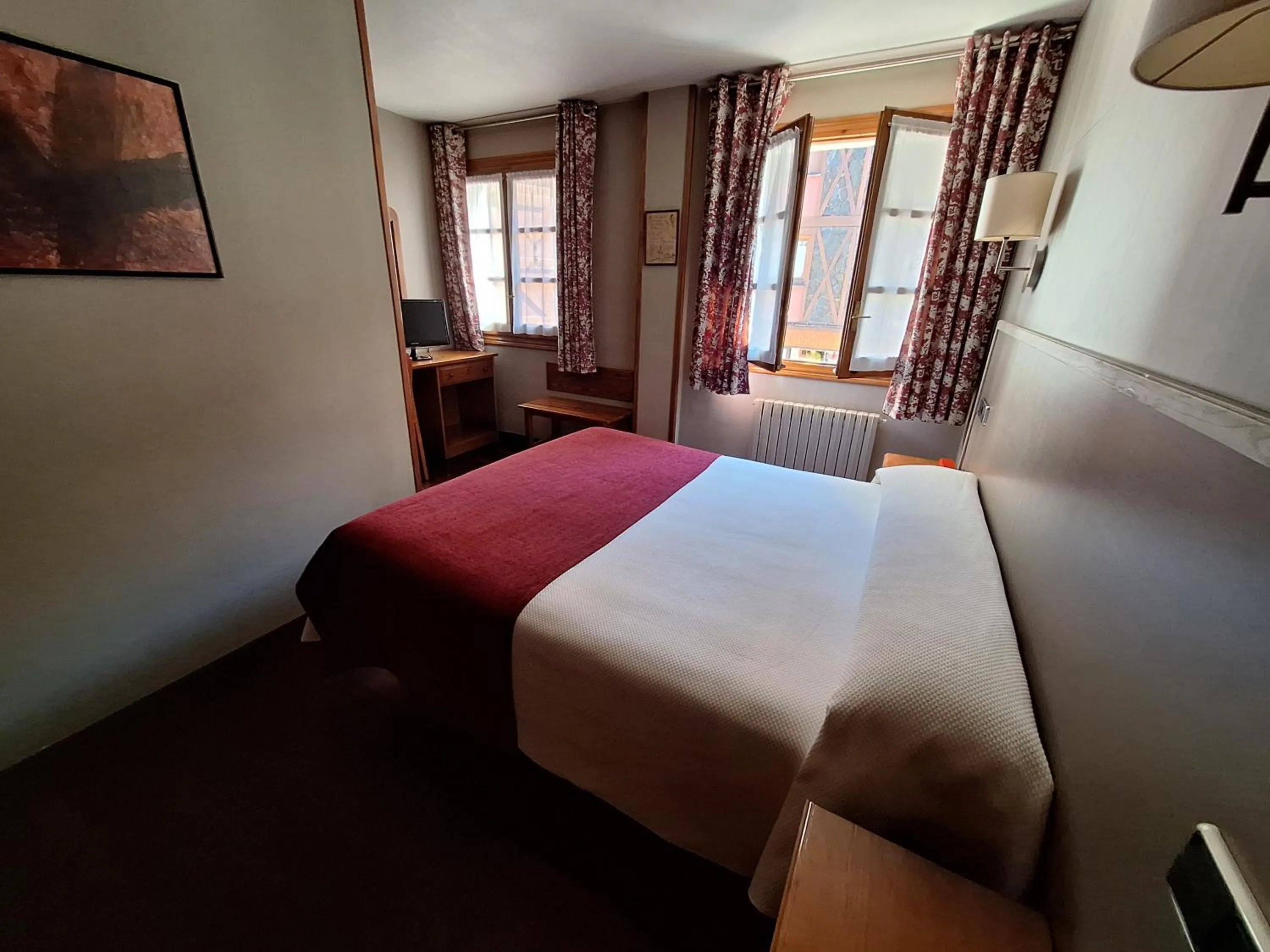 Bed in Hotel Aragüells