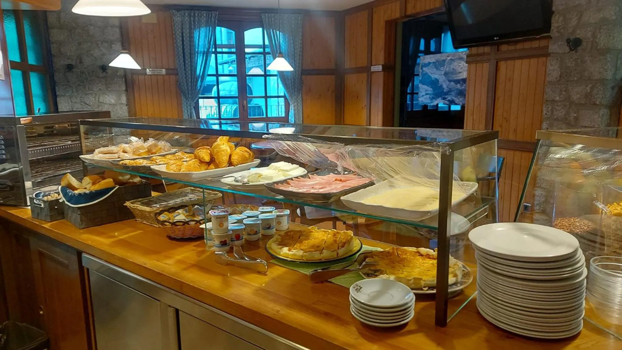 Breakfast in Hotel Aragüells