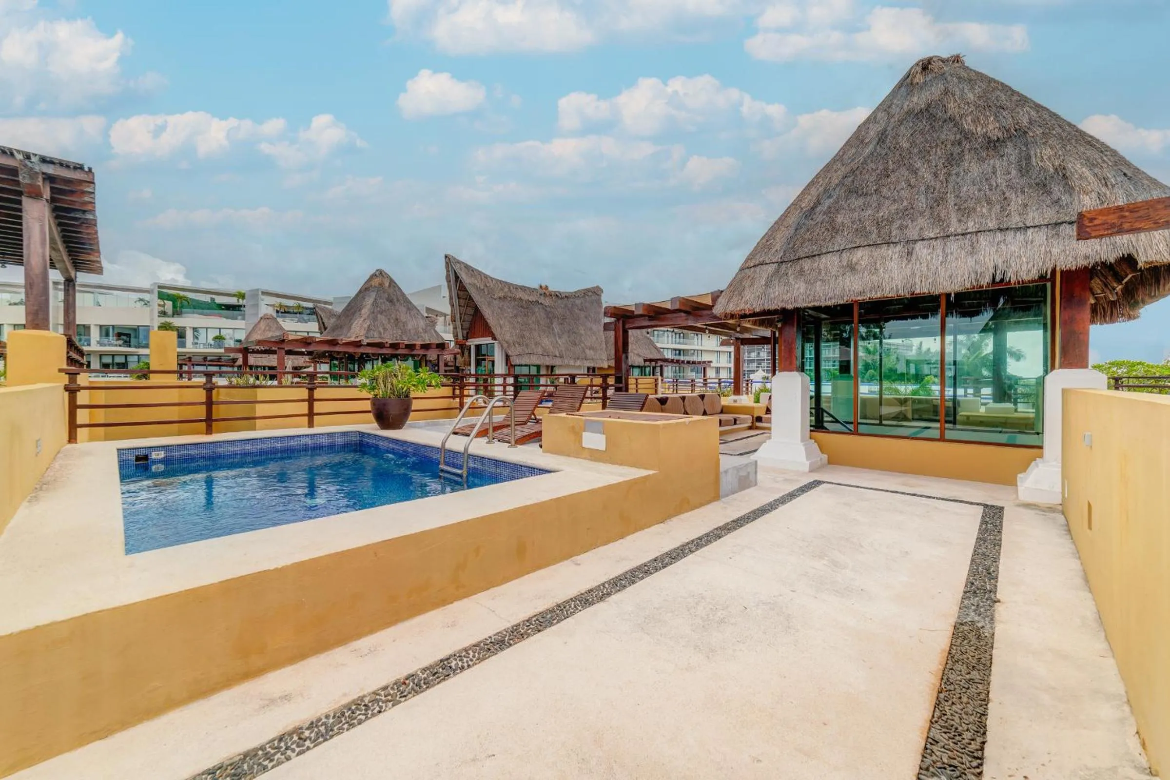 Swimming pool in Pueblito Escondido by Mistik Vacation Rentals