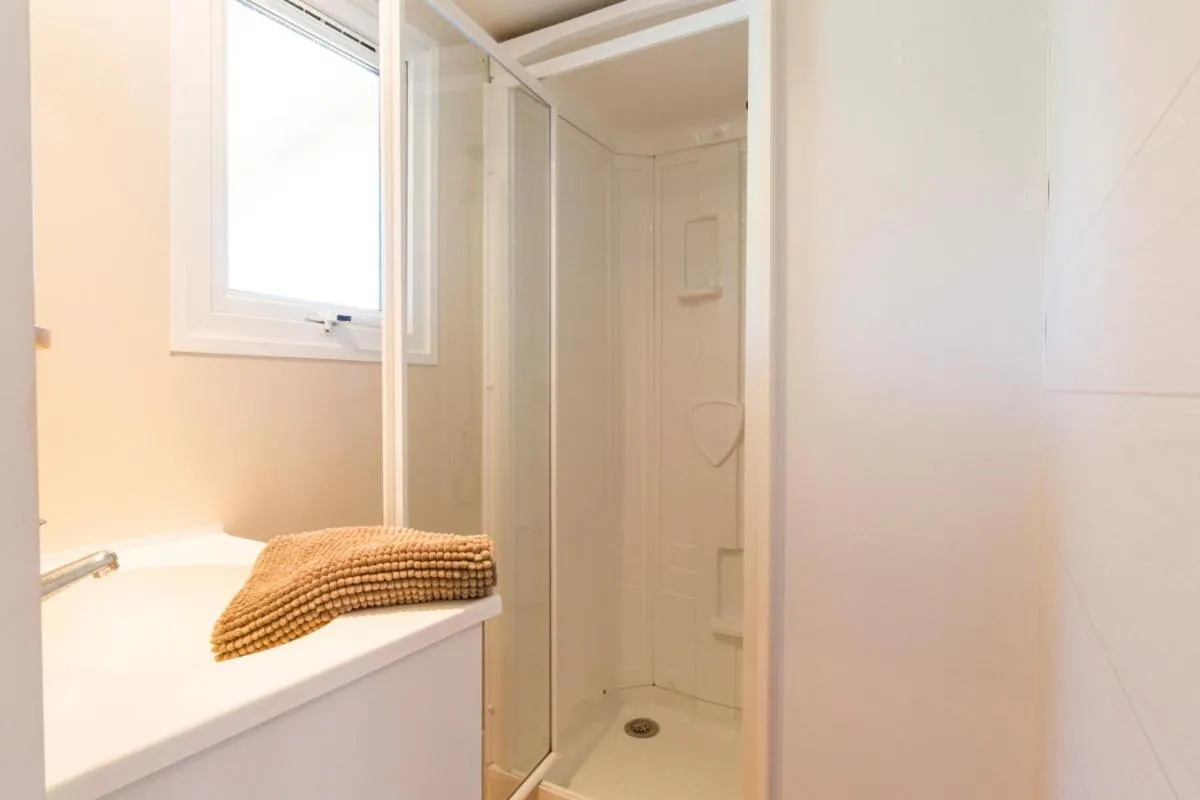 Camping Bungalows El Far