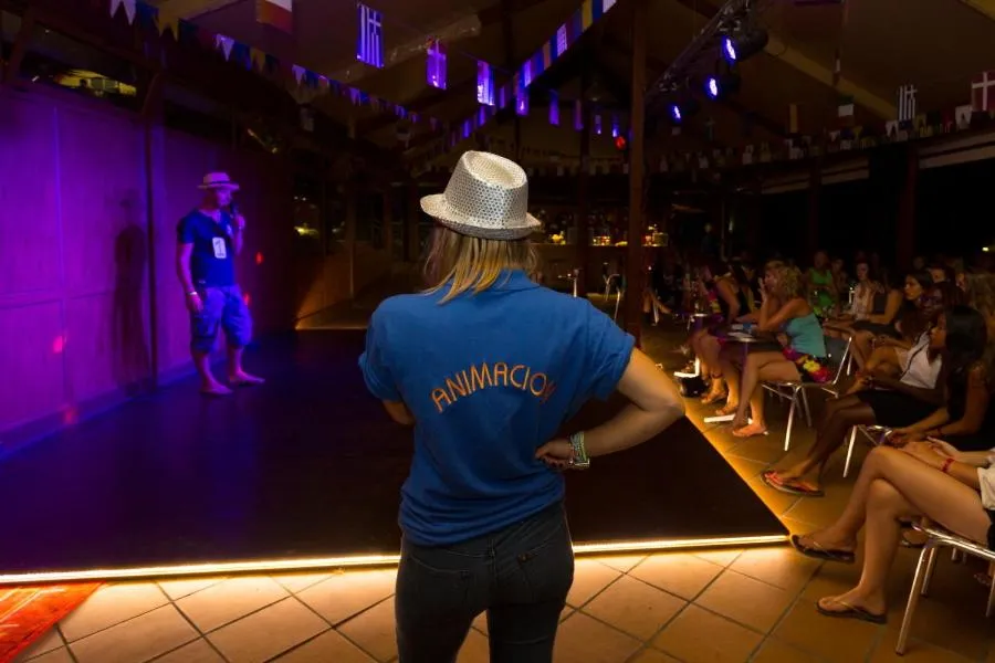 Camping Bungalows El Far