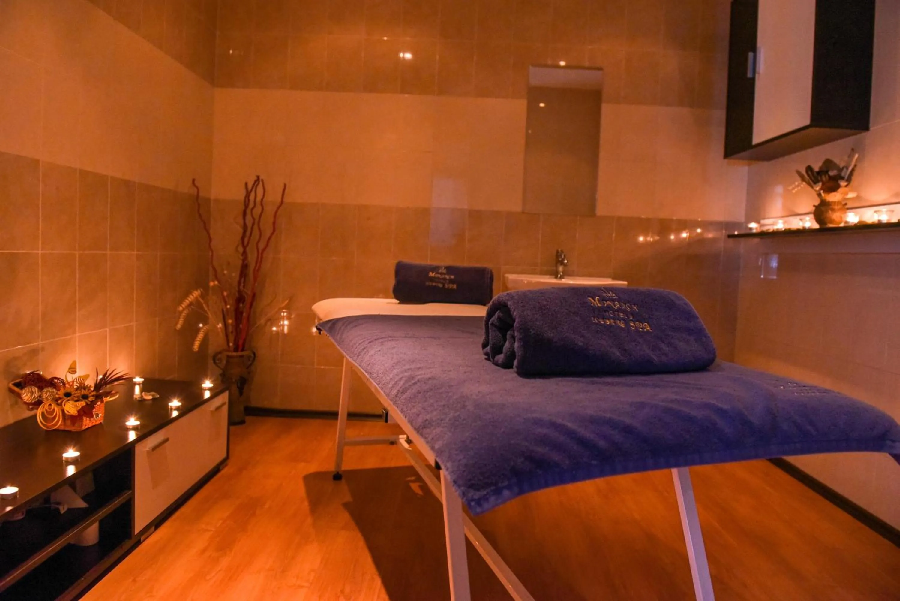 Massage, Bed in Hotel Iceberg Bansko