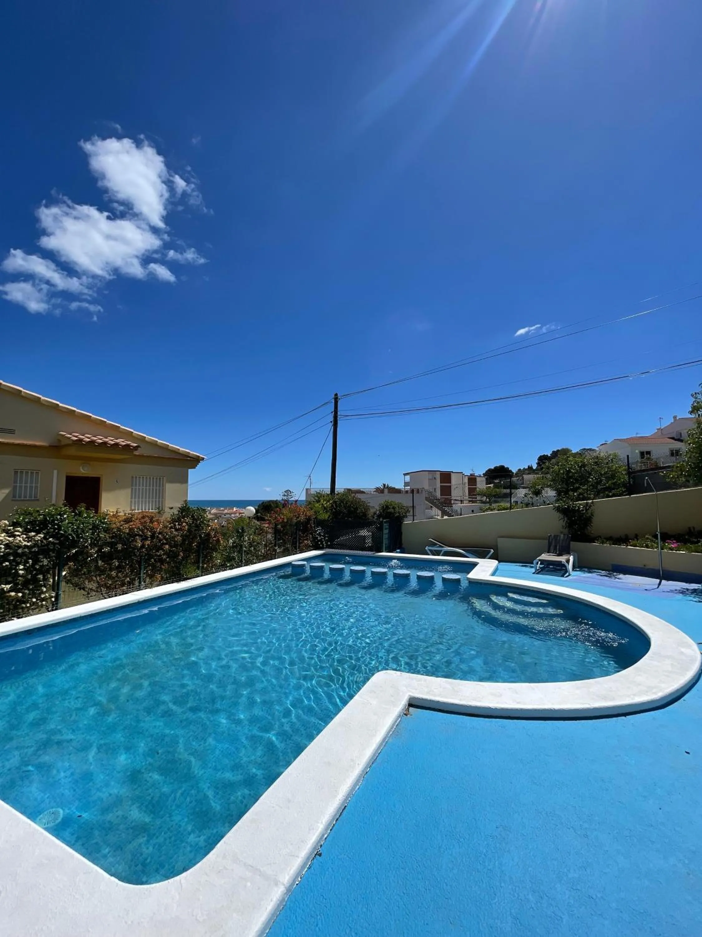 Swimming pool in Alpen1 Mercuri