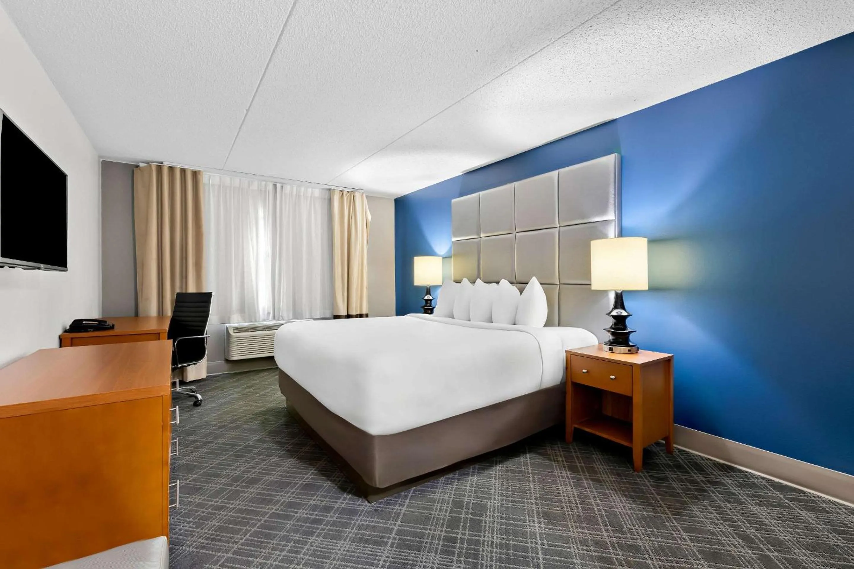 Bedroom, Bed in Comfort Inn & Suites Nashville Near Tanger Outlets I-24 Antioch