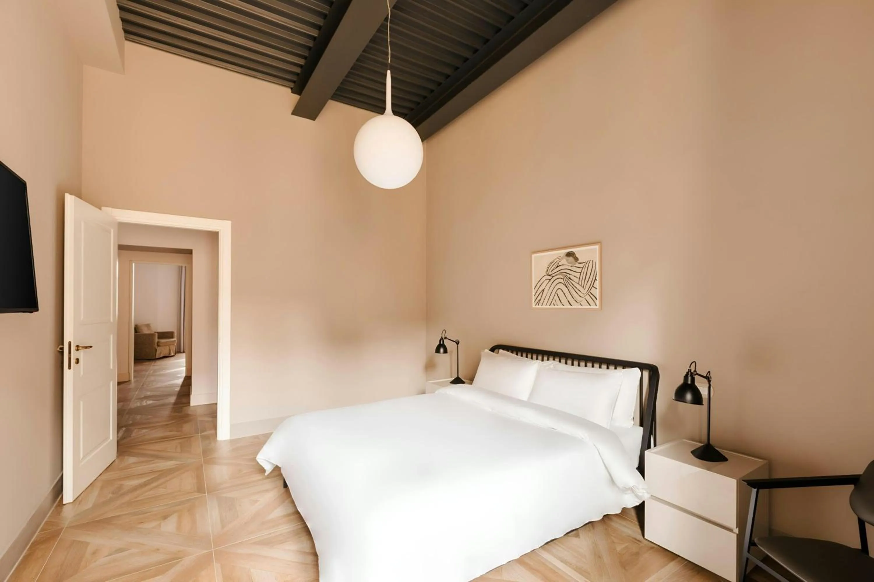 Bedroom, Bed in Piazza Barberini, Sonder Apartment by Marriott Bonvoy