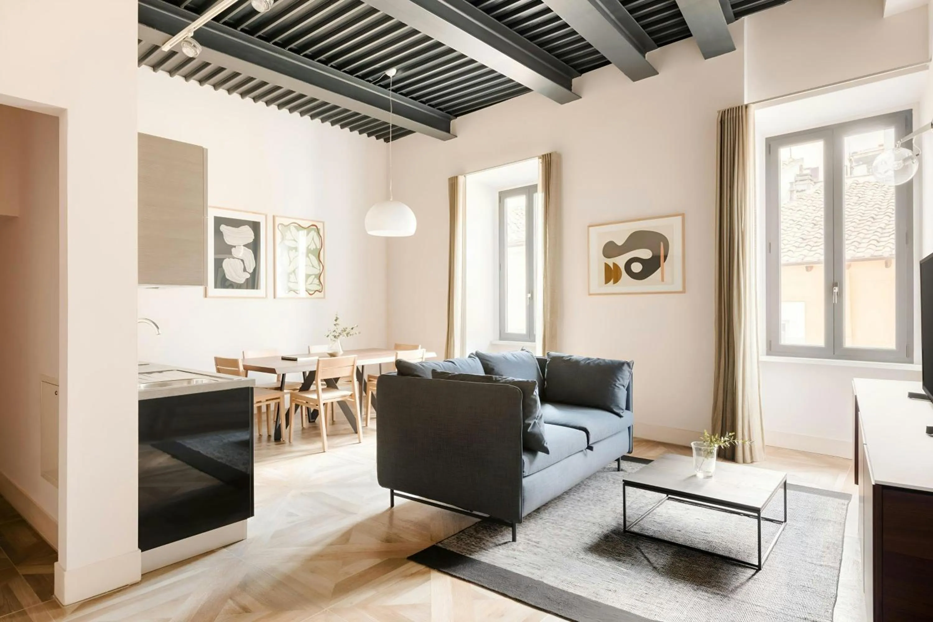 Living room in Piazza Barberini, Sonder Apartment by Marriott Bonvoy