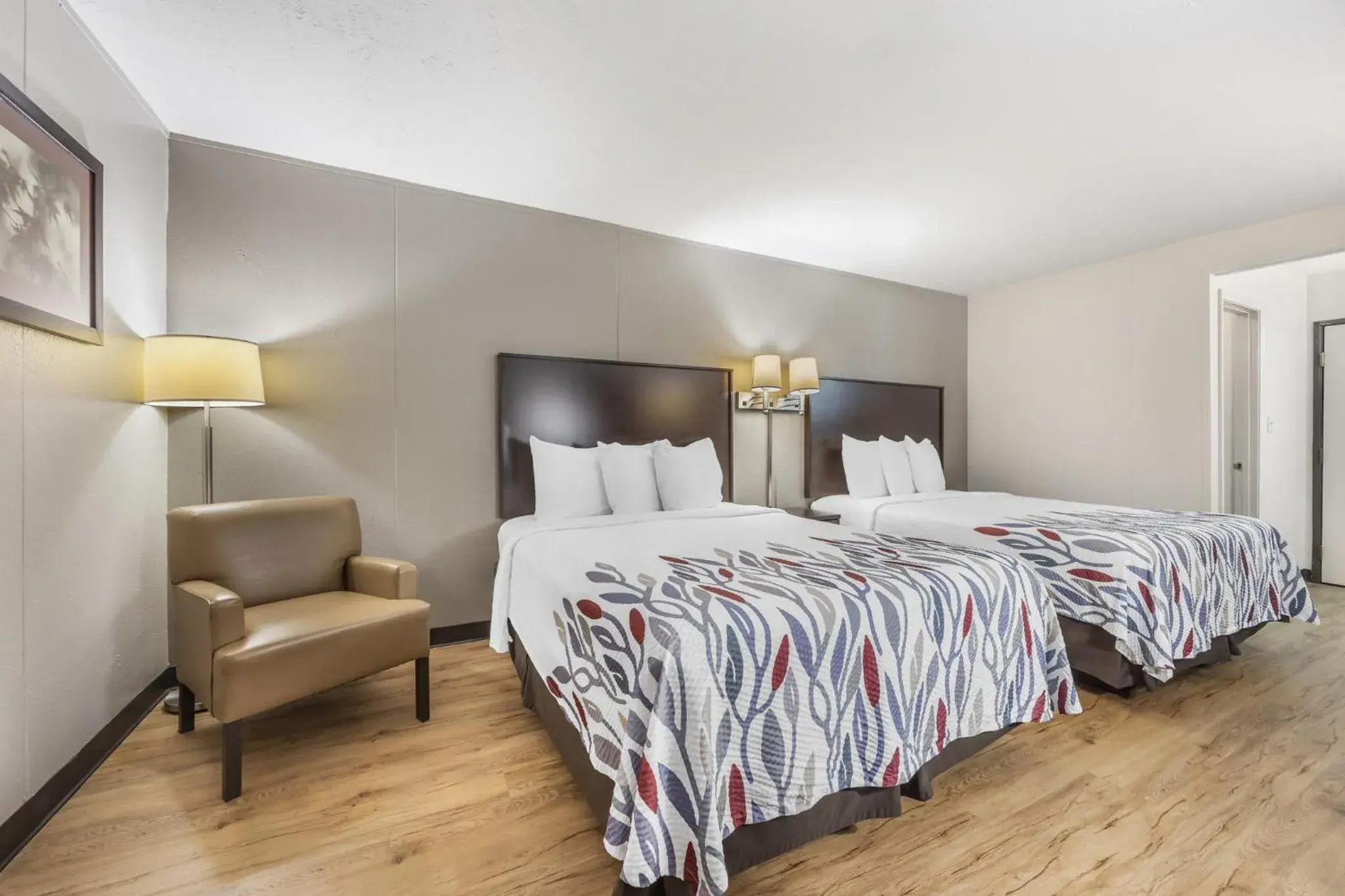 Bedroom, Bed in Red Roof Inn Paducah Bedroom, Bed in Red Roof Inn Paducah