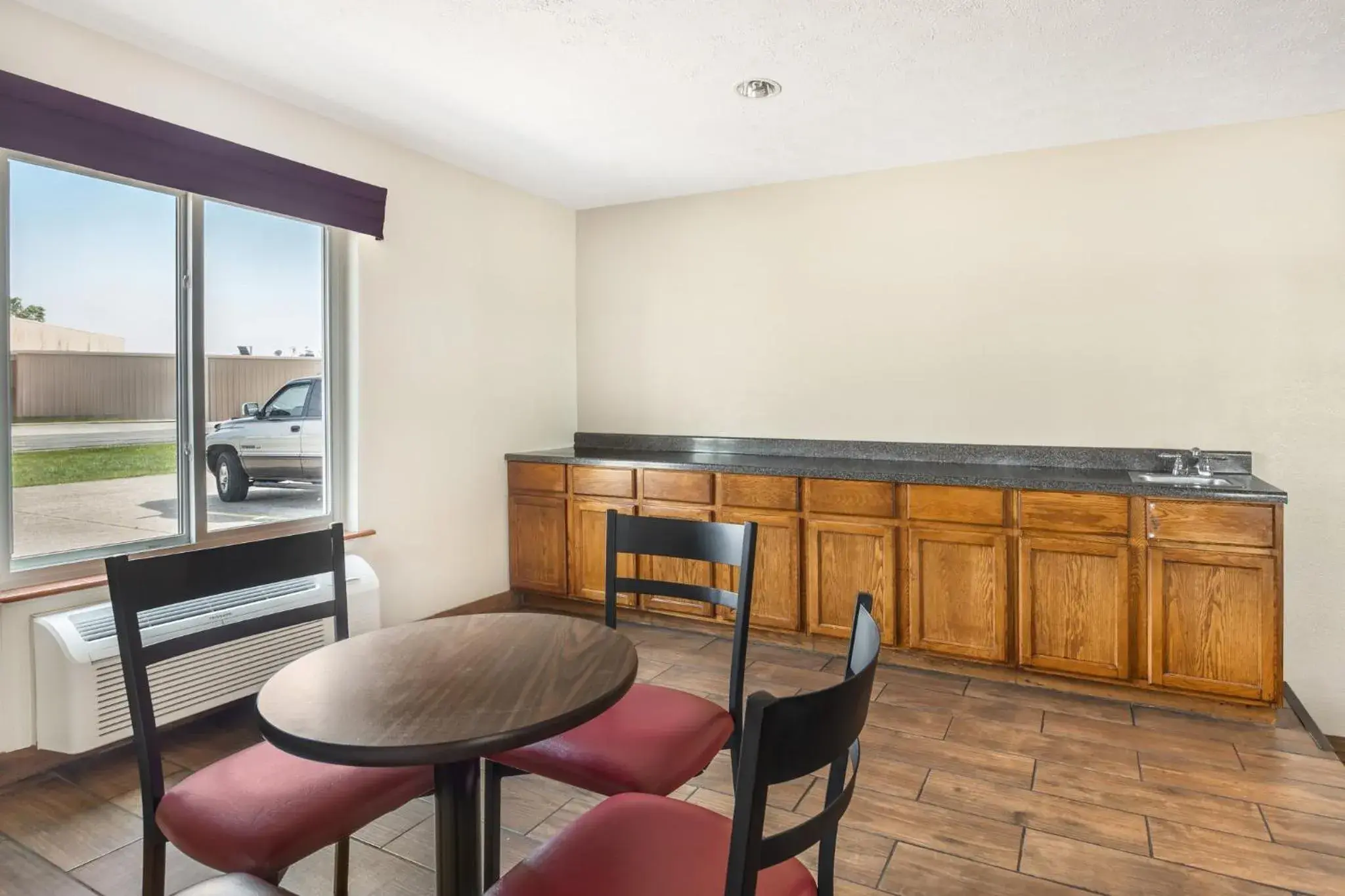 Lobby or reception in Red Roof Inn Paducah Lobby or reception in Red Roof Inn Paducah