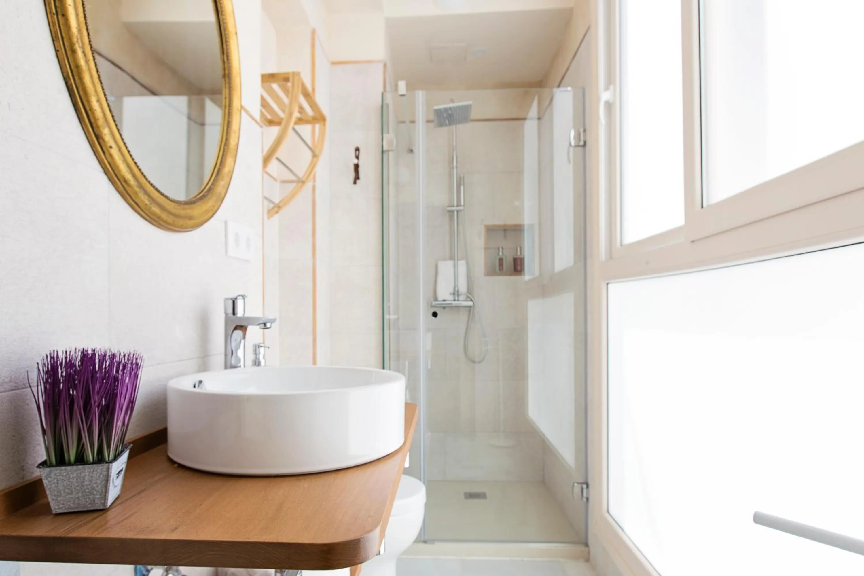 Shower in Hotel Casa de las Cuatro Torres