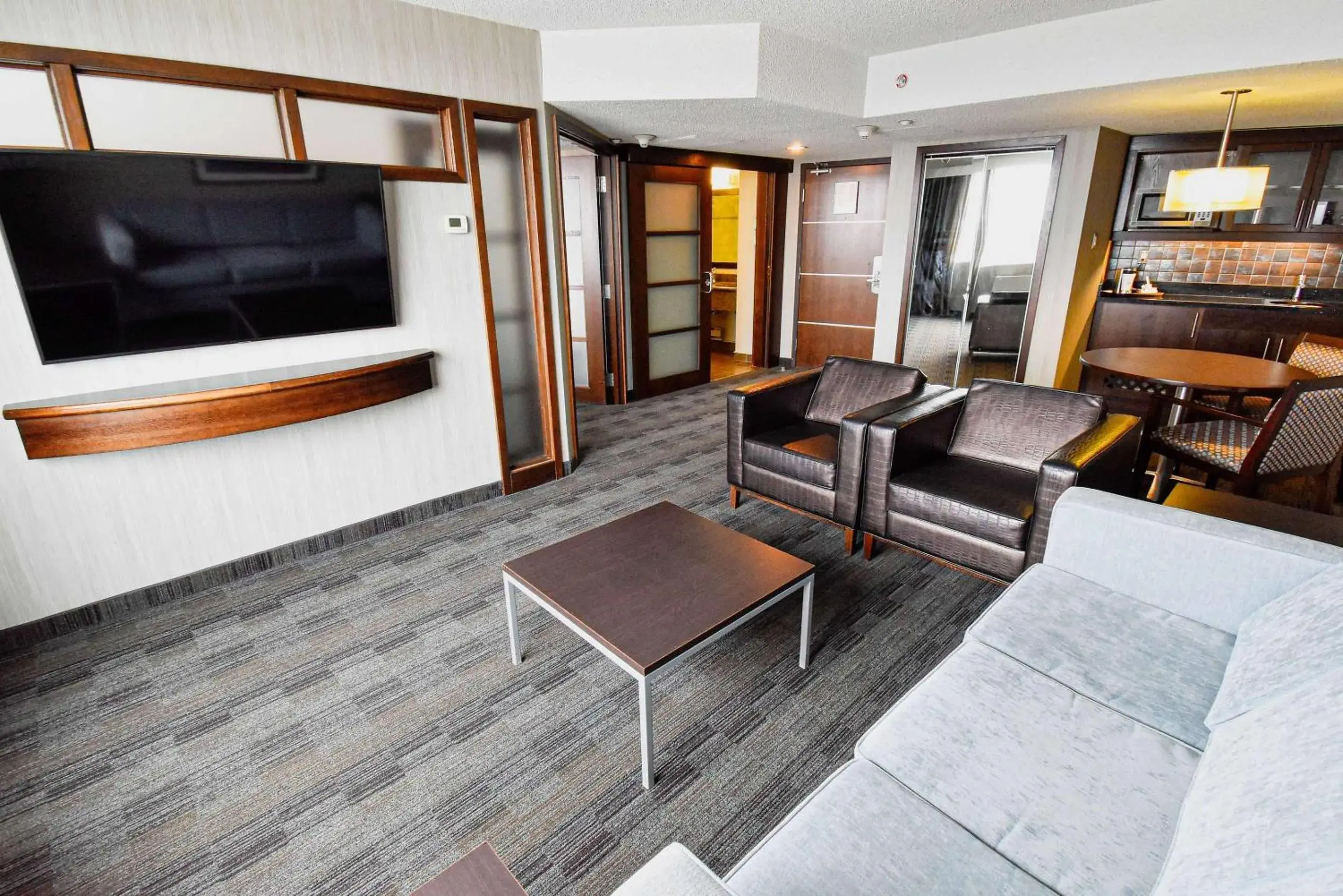 Bedroom in Radisson Hotel Winnipeg Downtown Bedroom in Radisson Hotel Winnipeg Downtown