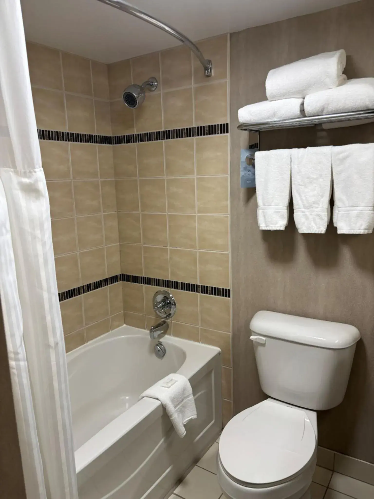 Single Room - Non-Smoking in Radisson Hotel Winnipeg Downtown Single Room - Non-Smoking in Radisson Hotel Winnipeg Downtown