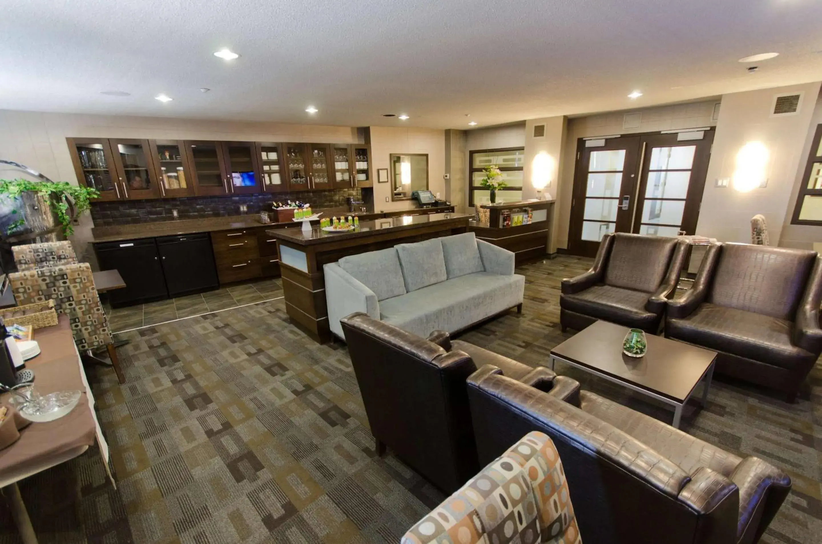 Lounge or bar in Radisson Hotel Winnipeg Downtown Lounge or bar in Radisson Hotel Winnipeg Downtown