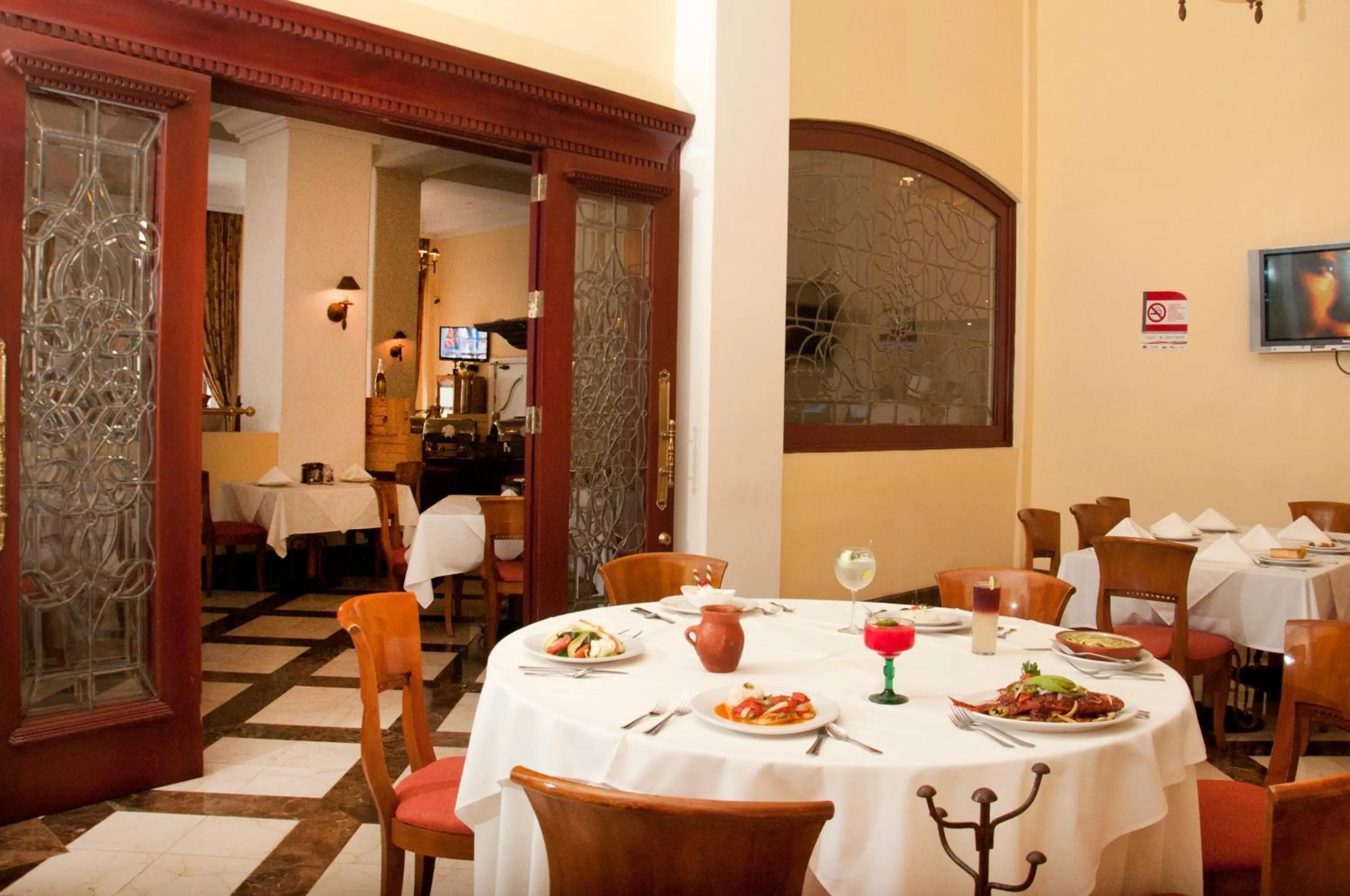 Food and drinks in Gran Hotel Diligencias