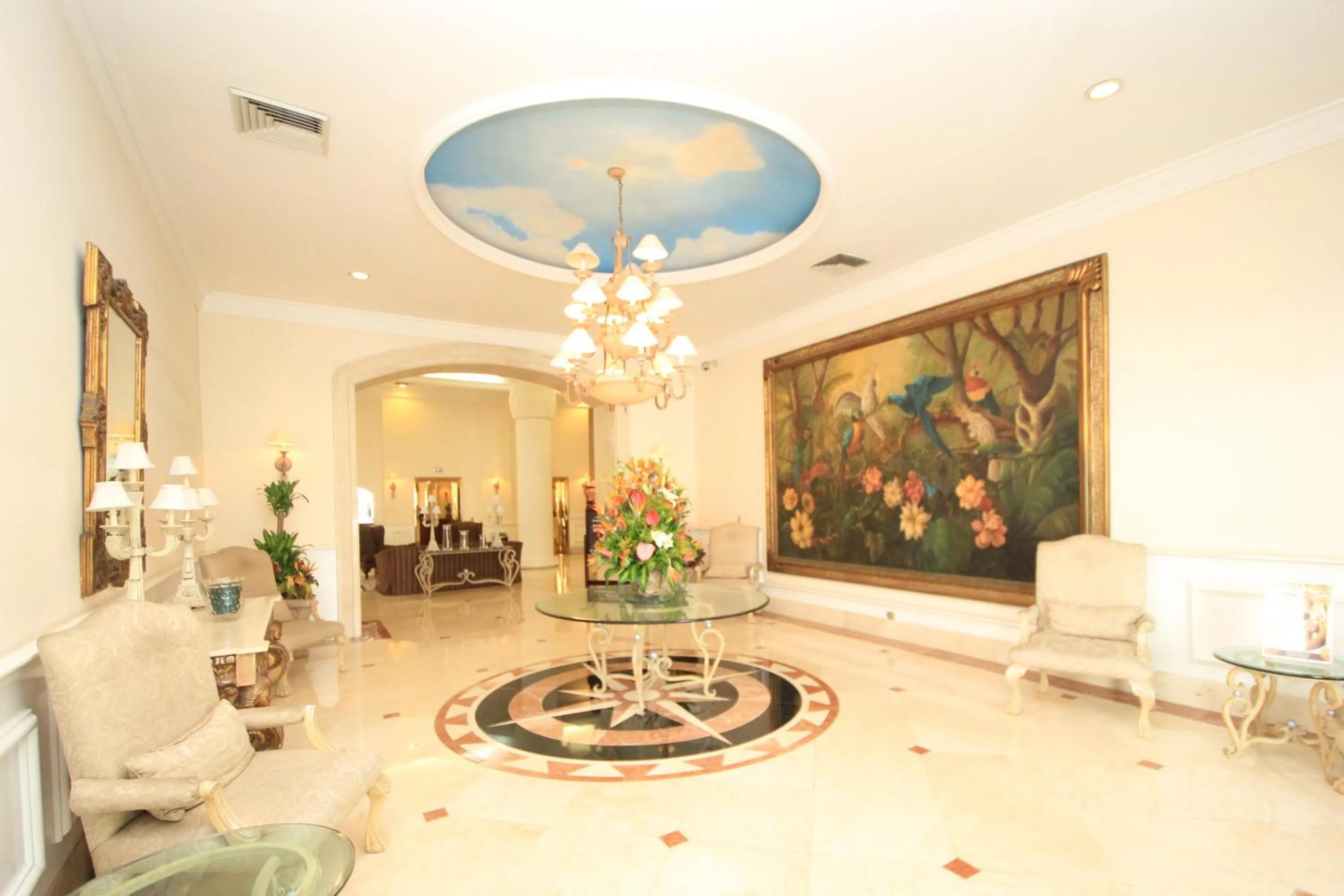 Lobby or reception in Gran Hotel Diligencias