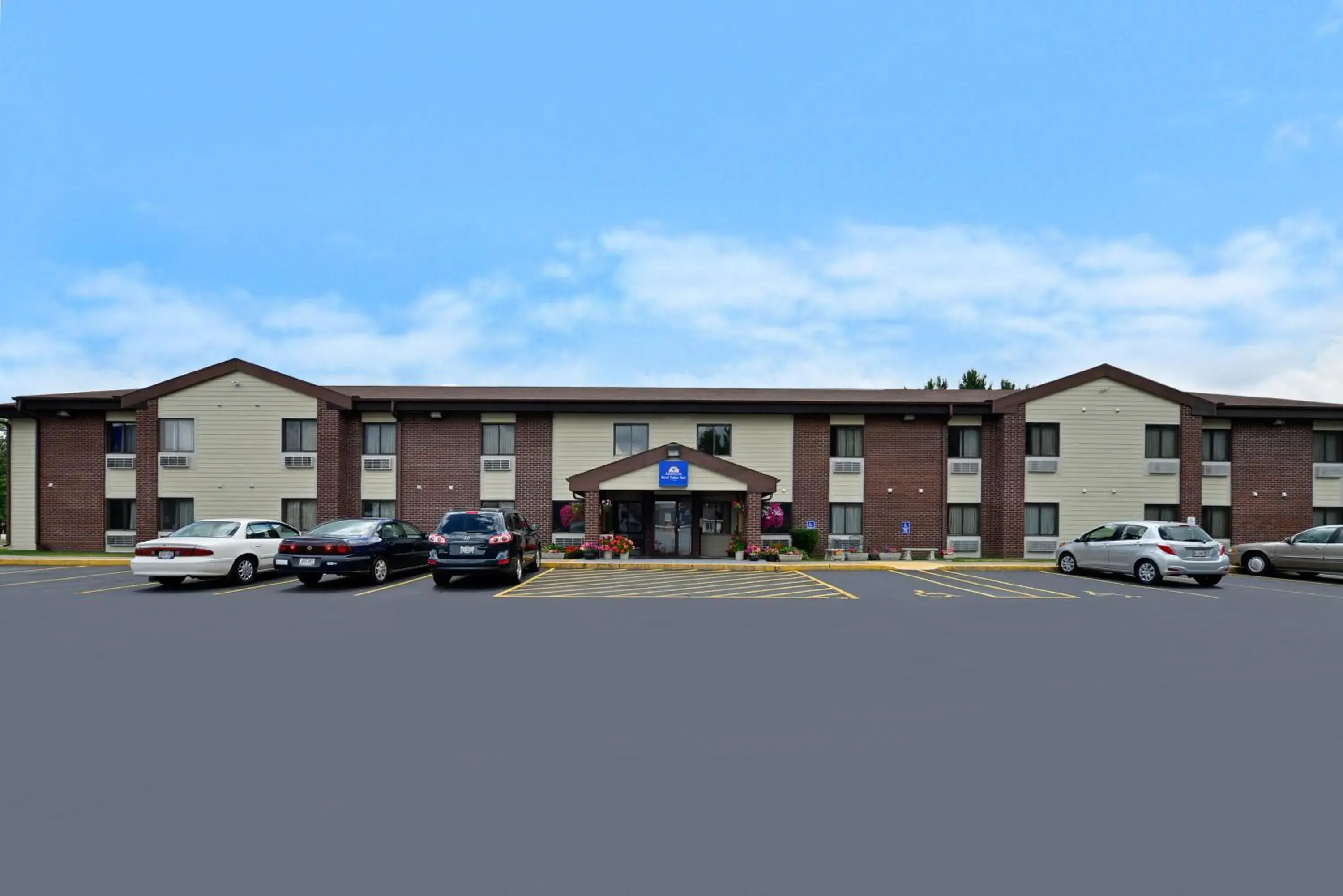 Facade/entrance, Property Building in Americas Best Value Inn Wisconsin Rapids
