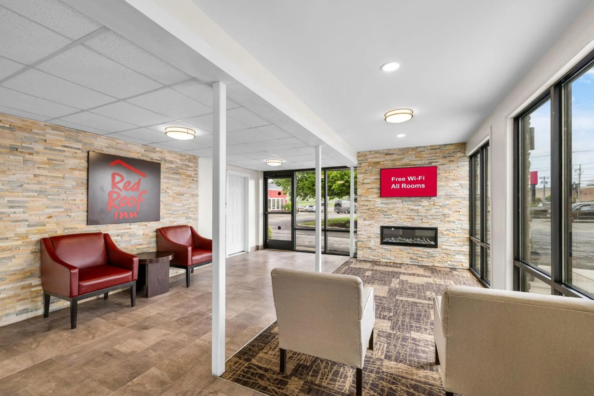 Lobby or reception in Red Roof Inn Niagara Falls