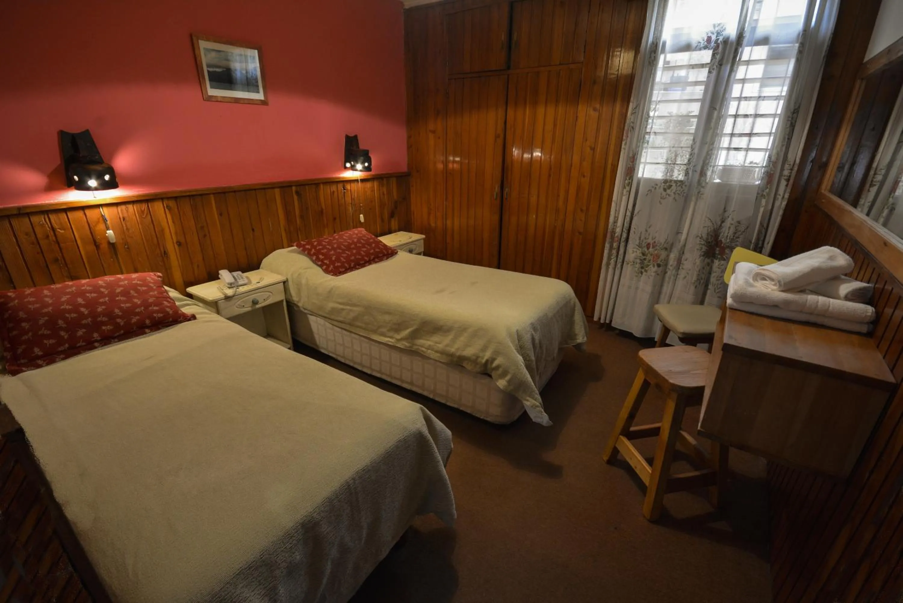 Day, Bed in Hostería Sur