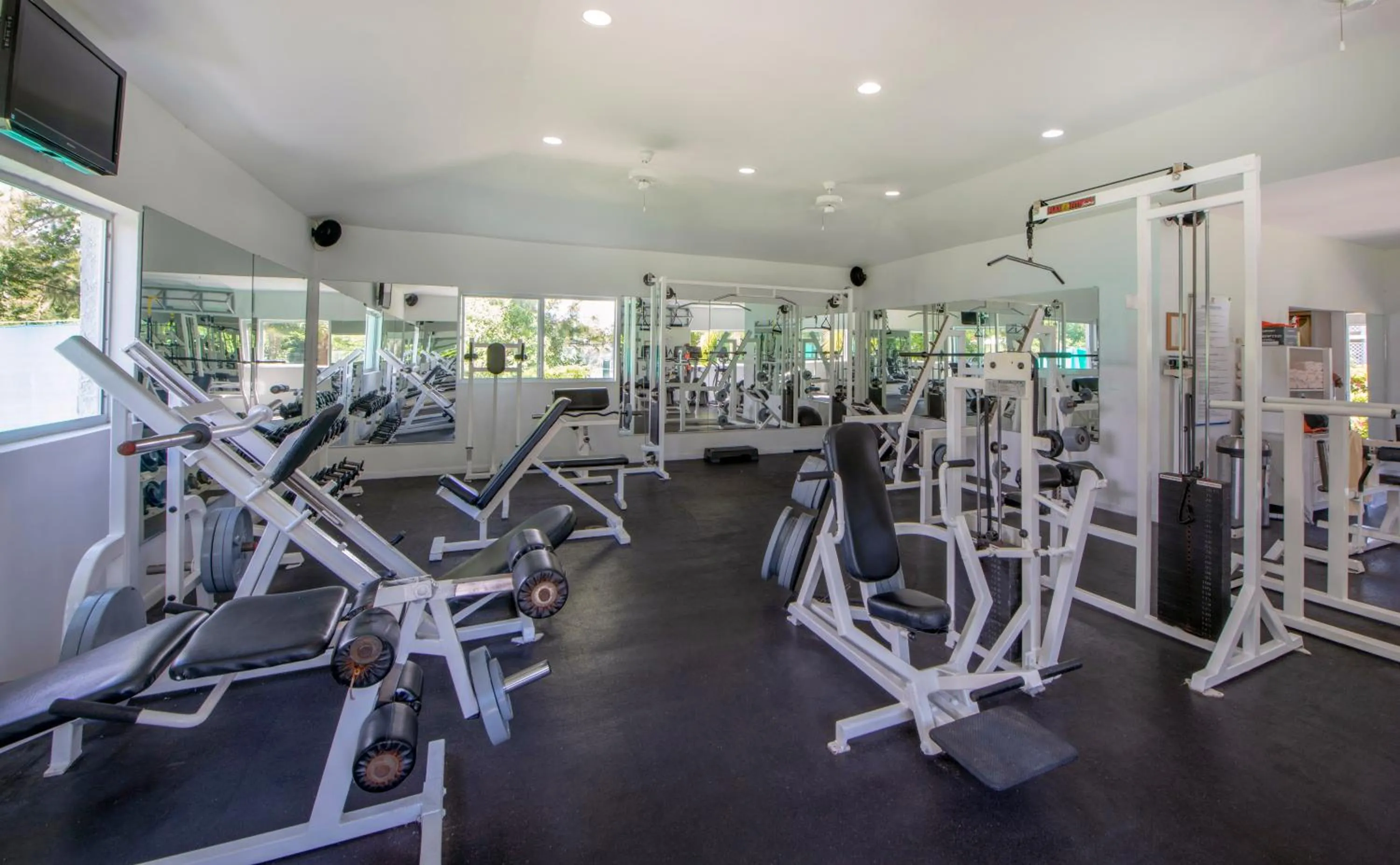 Fitness centre/facilities in Viva Fortuna Beach by Wyndham, A Trademark All Inclusive